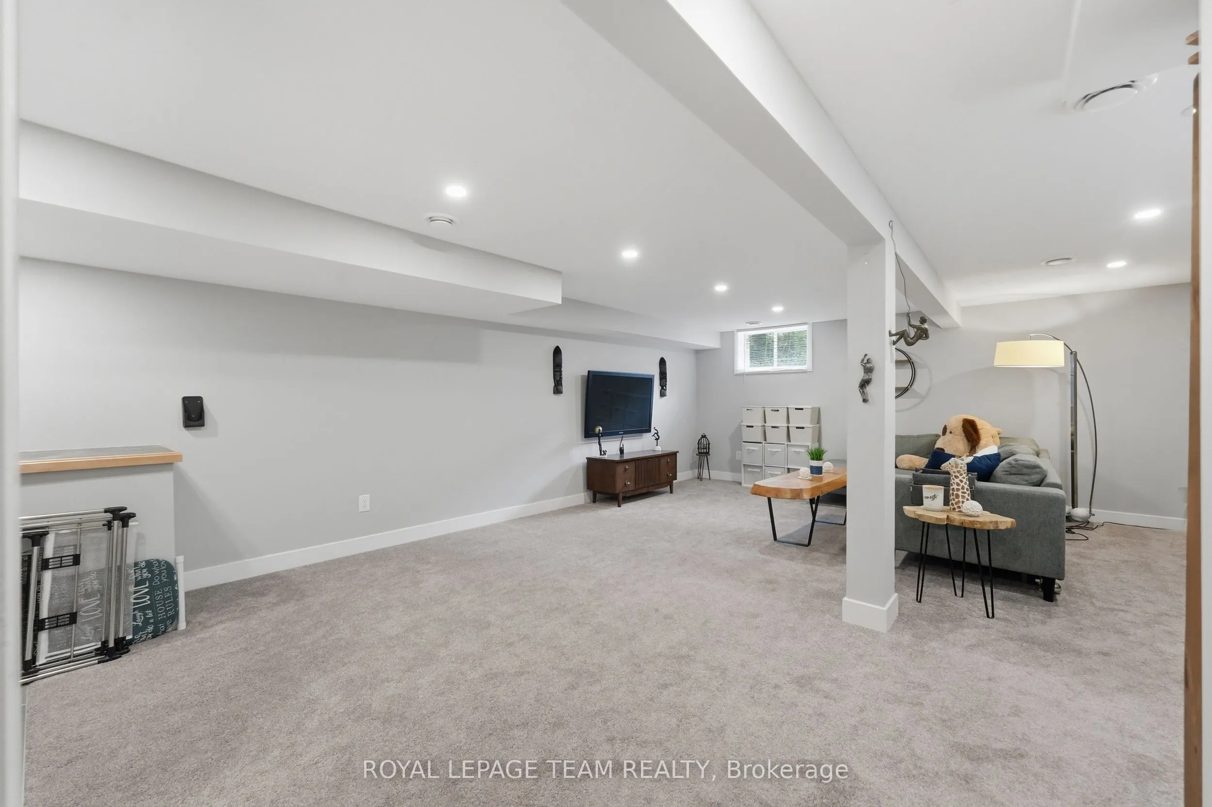 289 Montfort Street