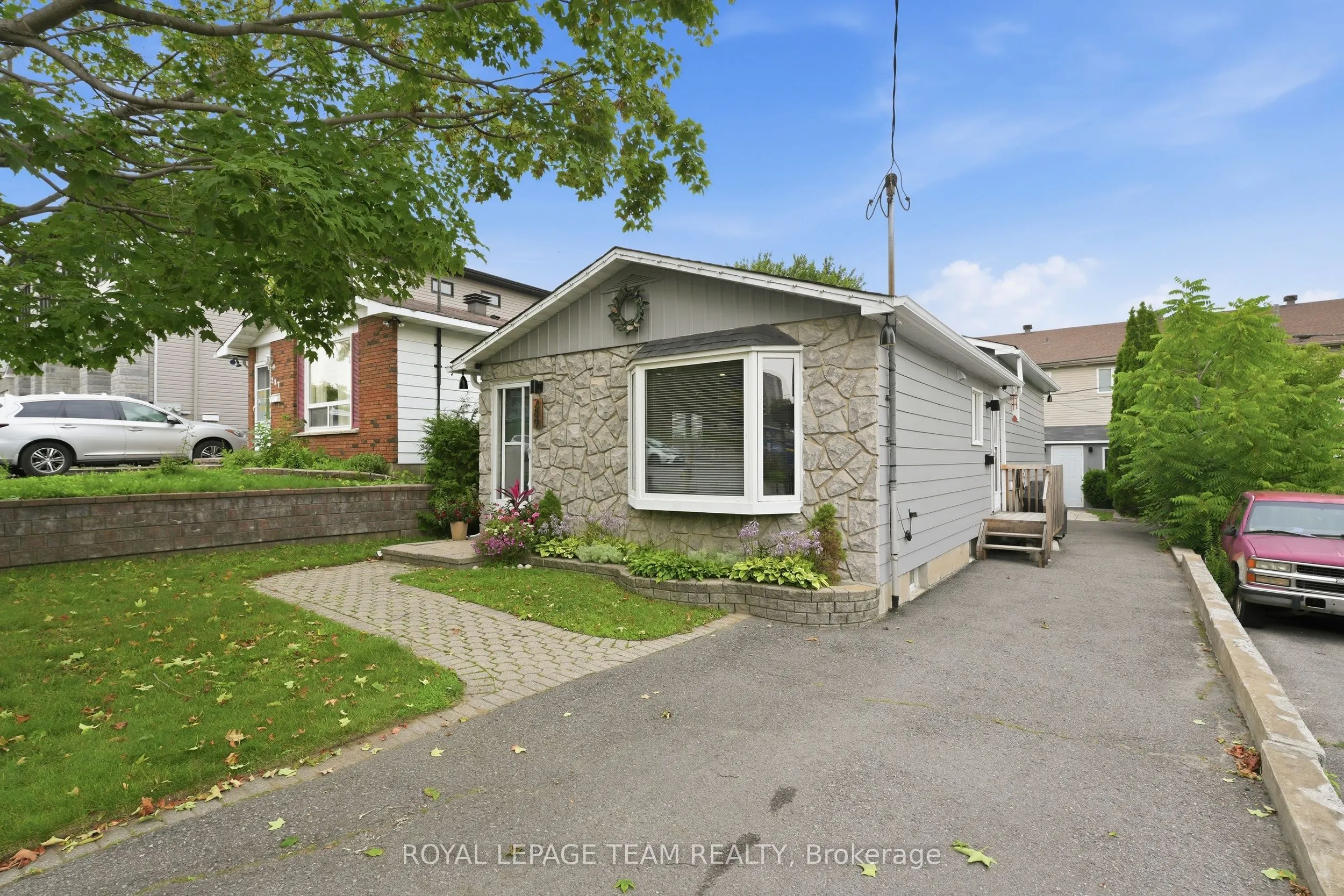 289 Montfort Street