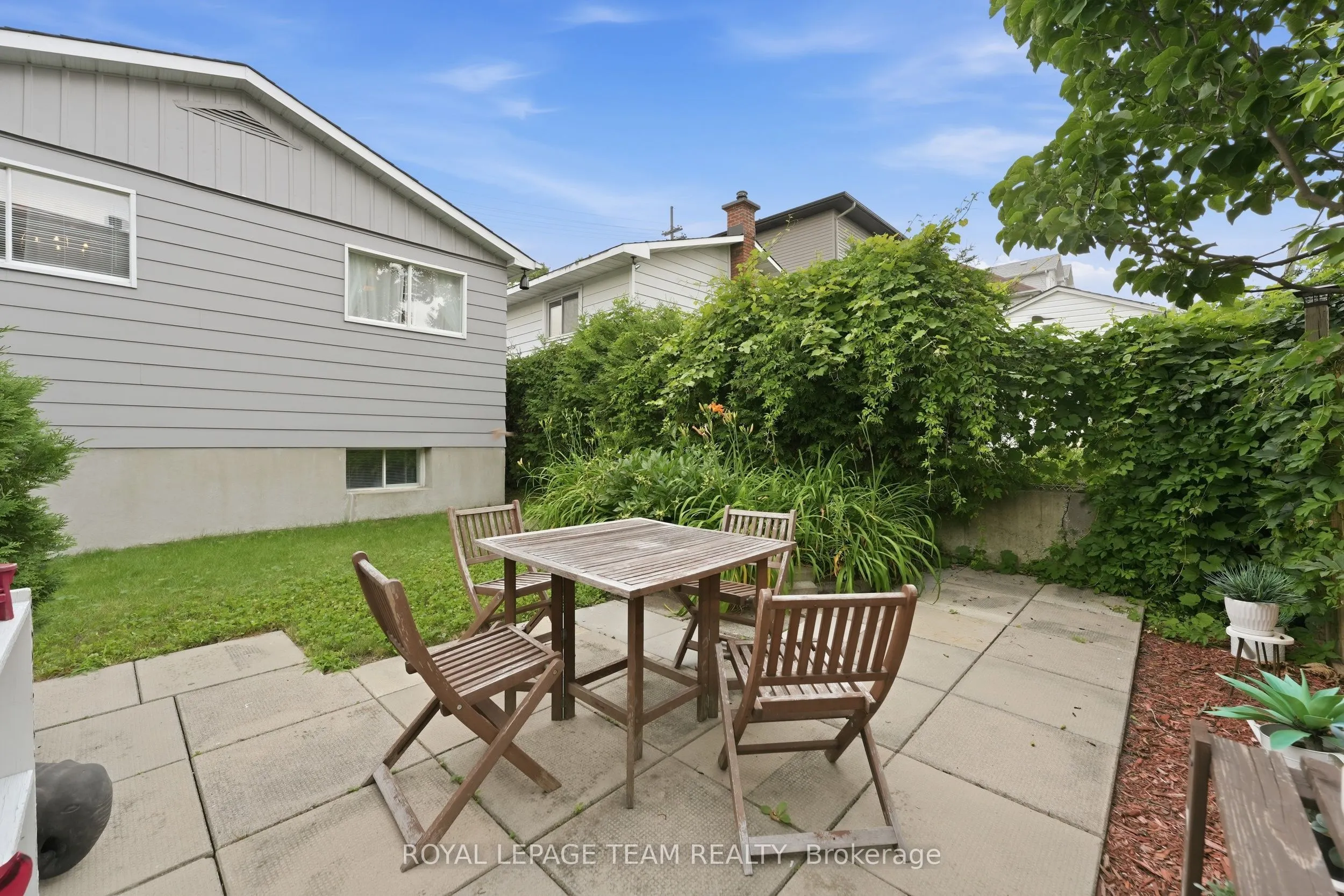 289 Montfort Street