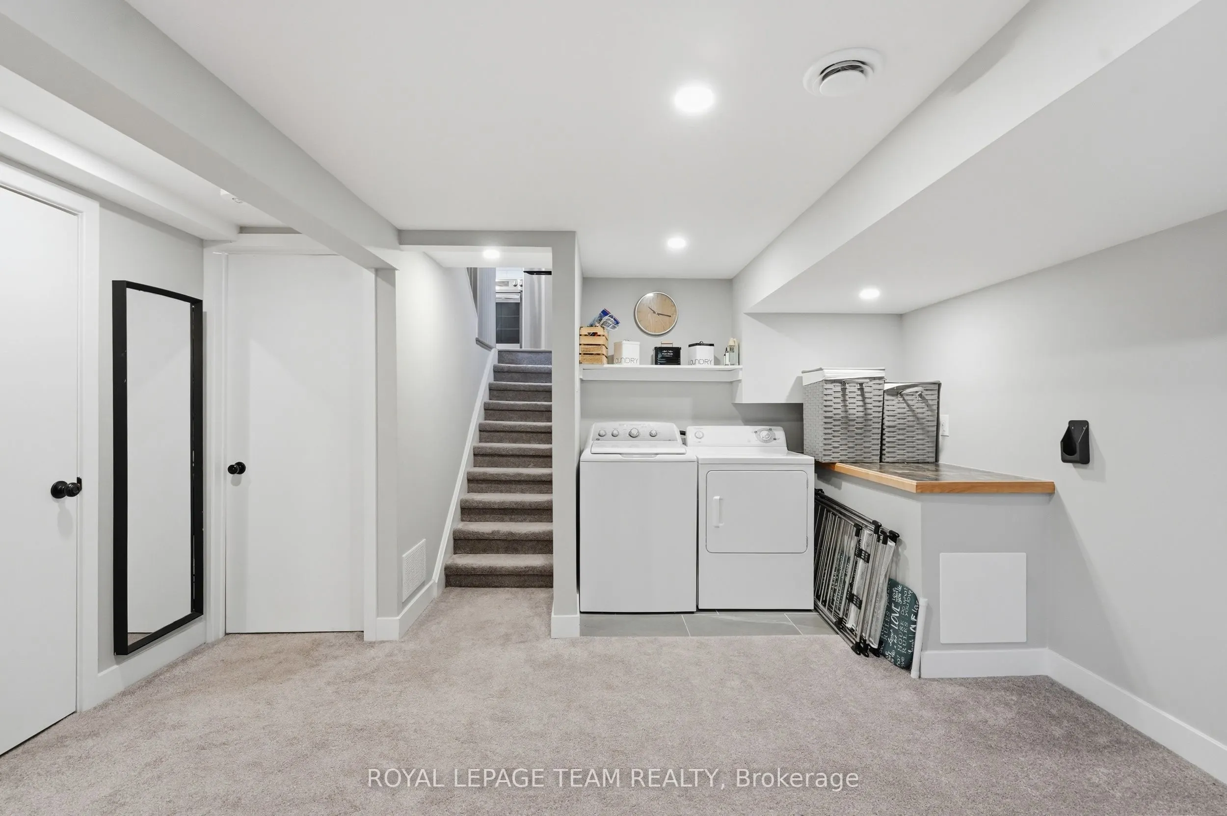 289 Montfort Street