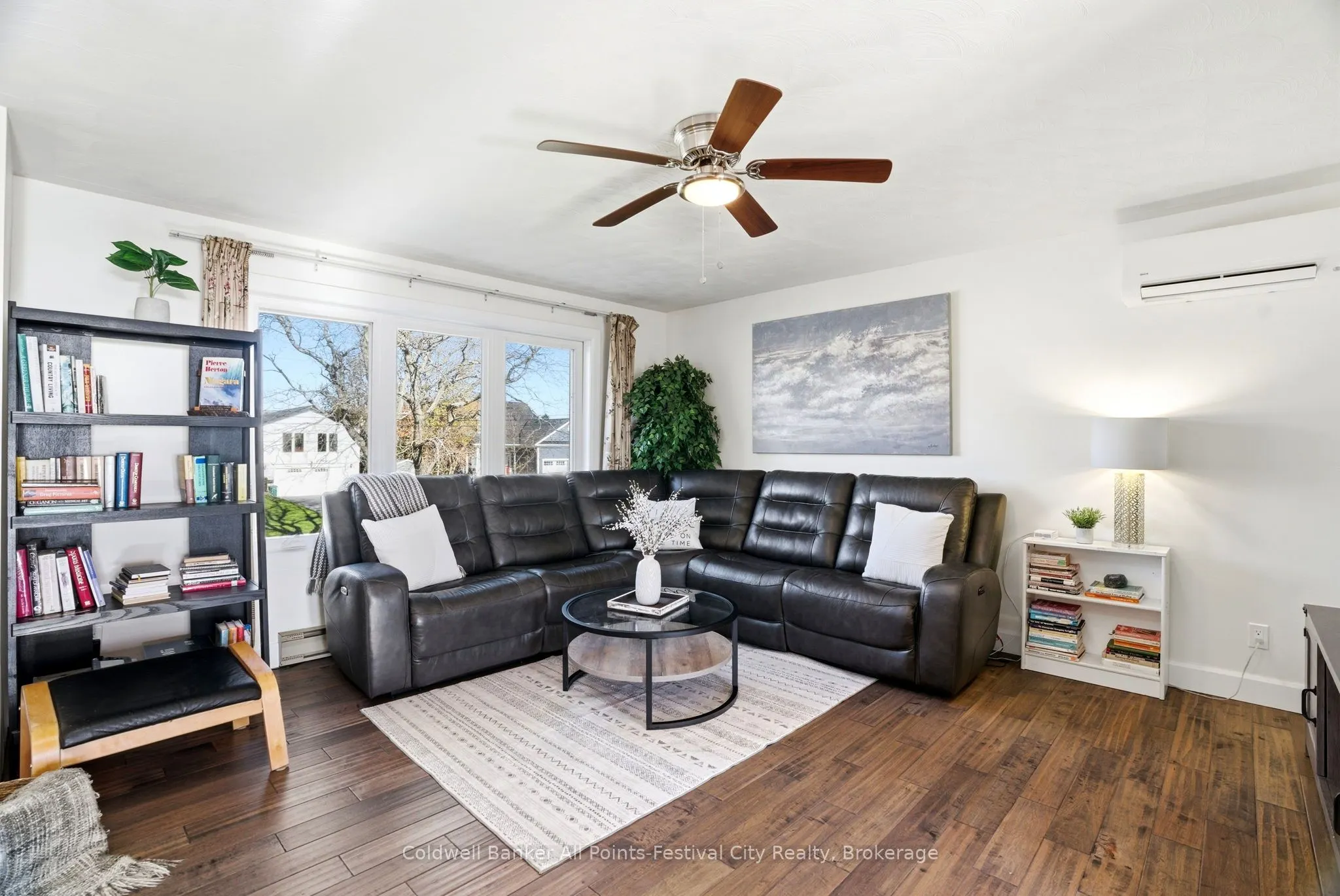 306 Lakeside Drive