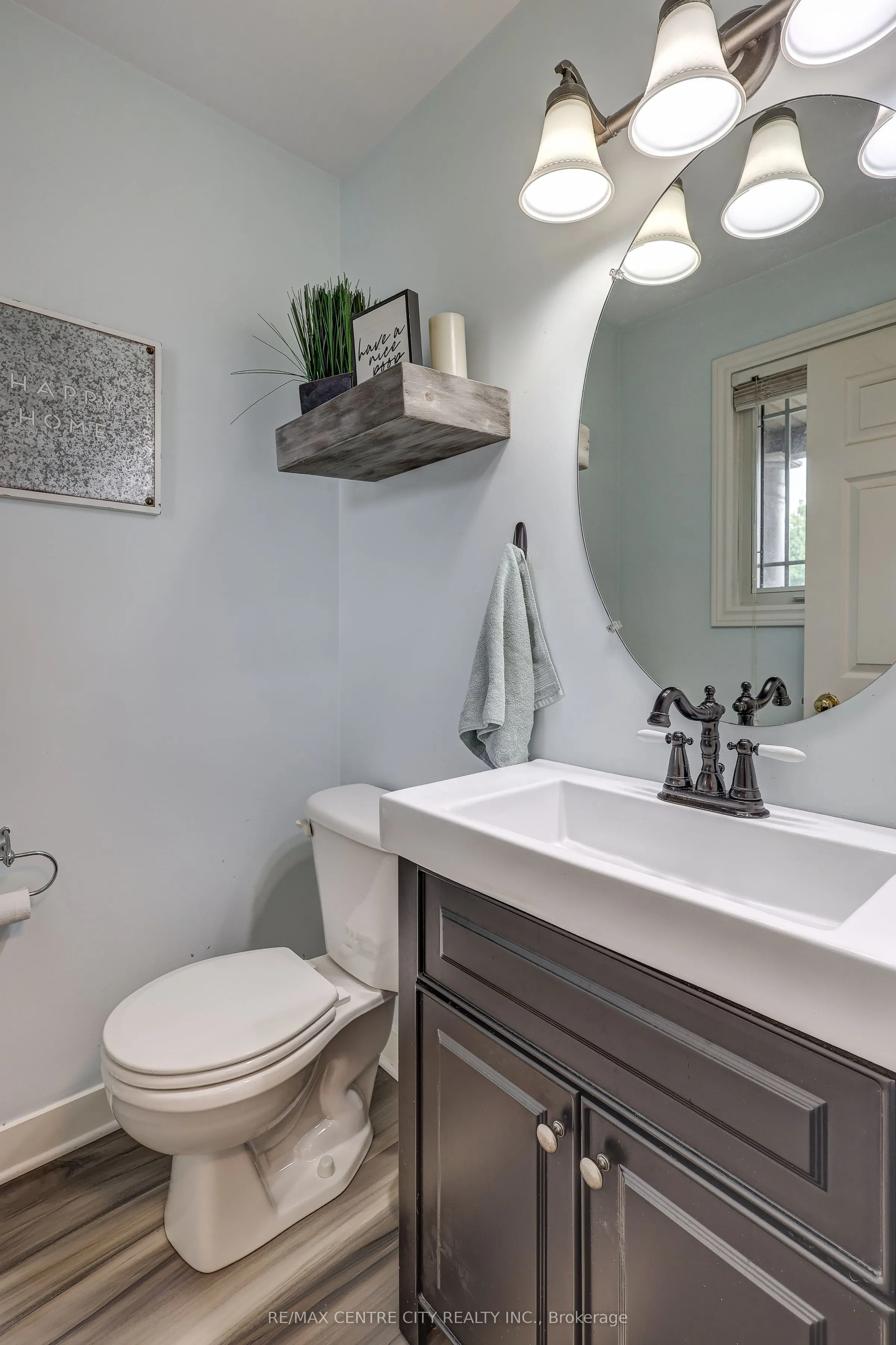 15 Schreyer Drive