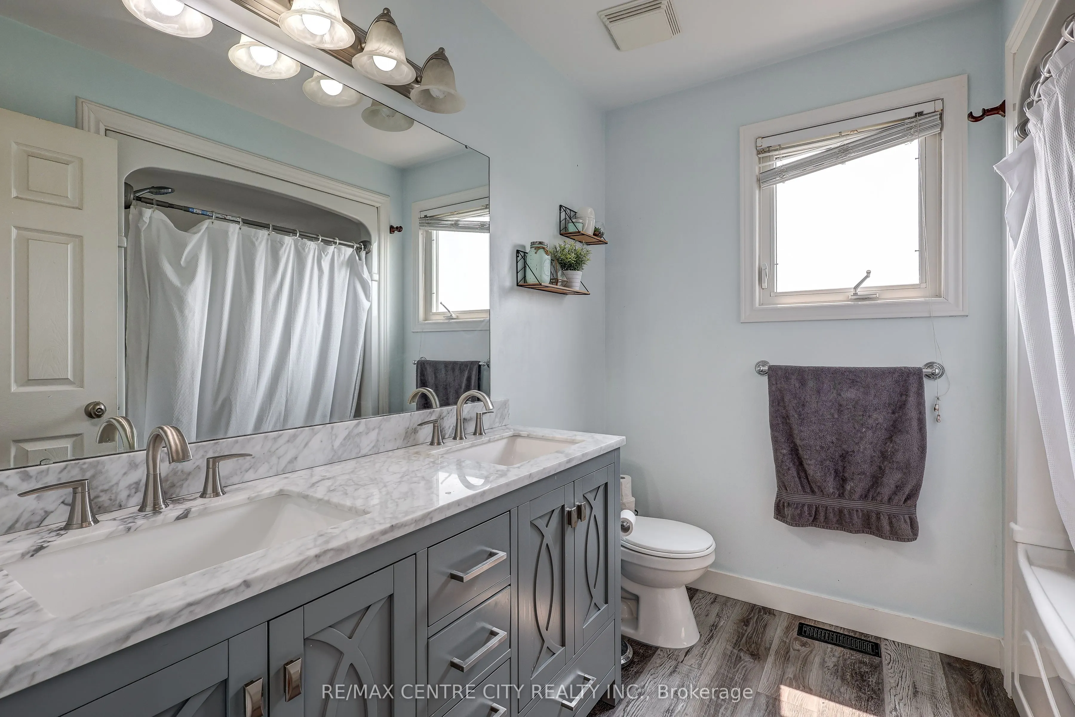 15 Schreyer Drive