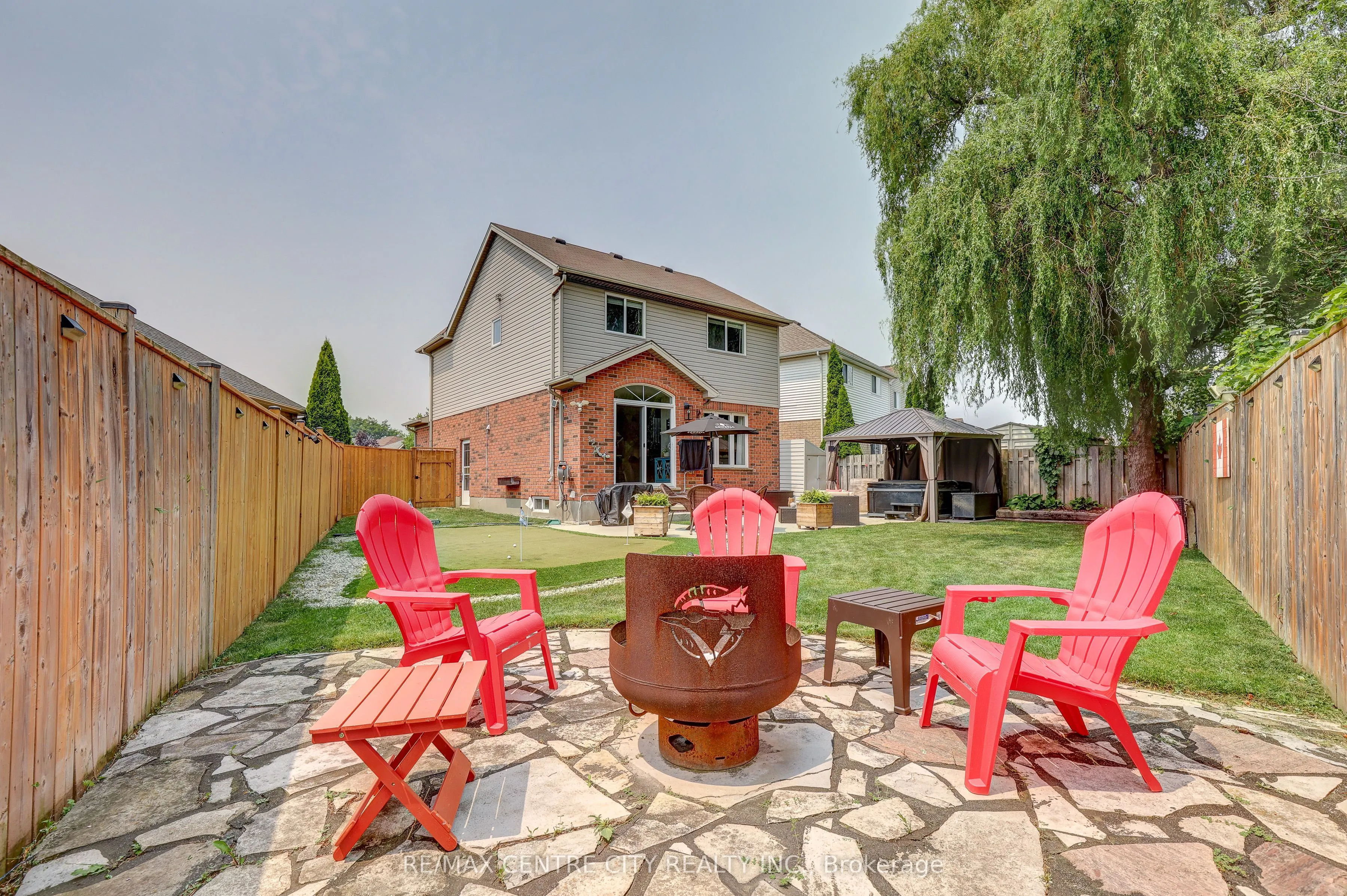 15 Schreyer Drive