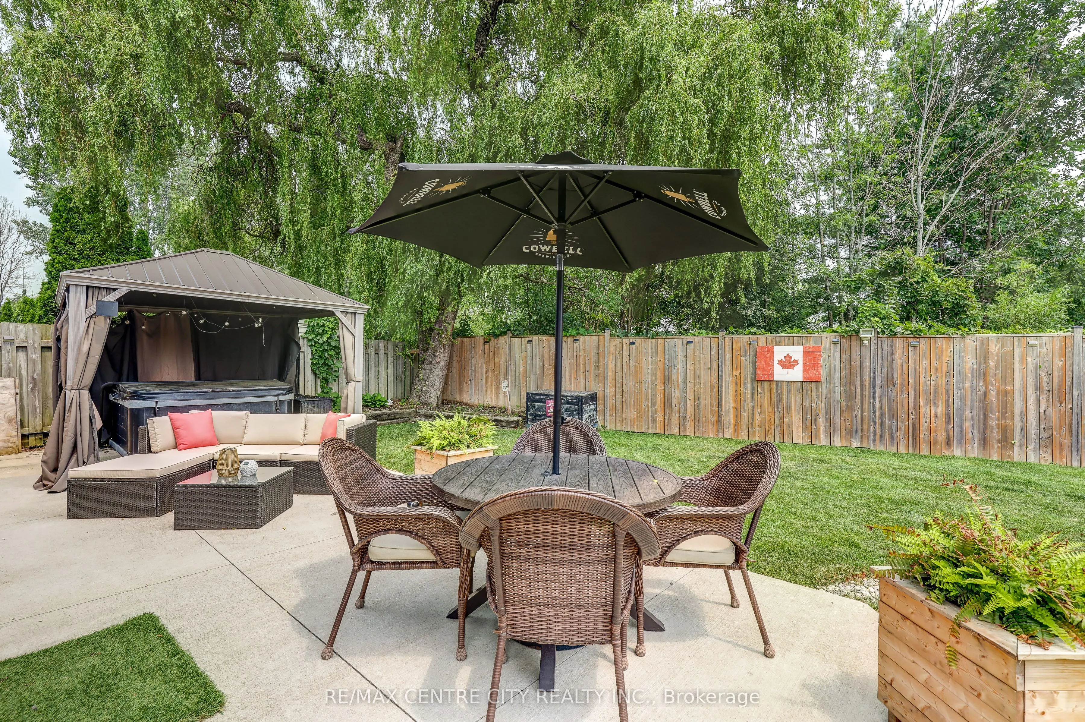 15 Schreyer Drive