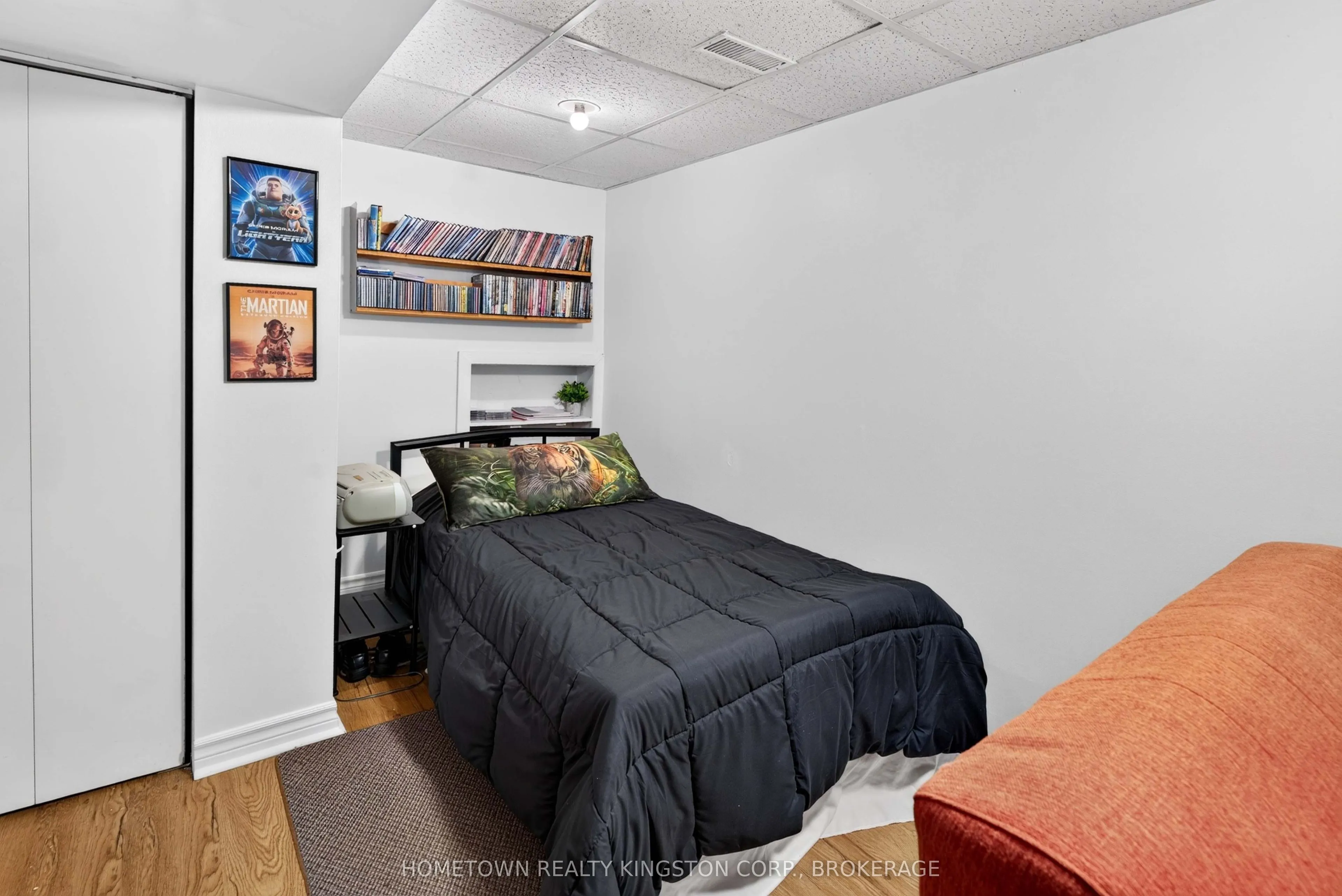 60 Guthrie Drive