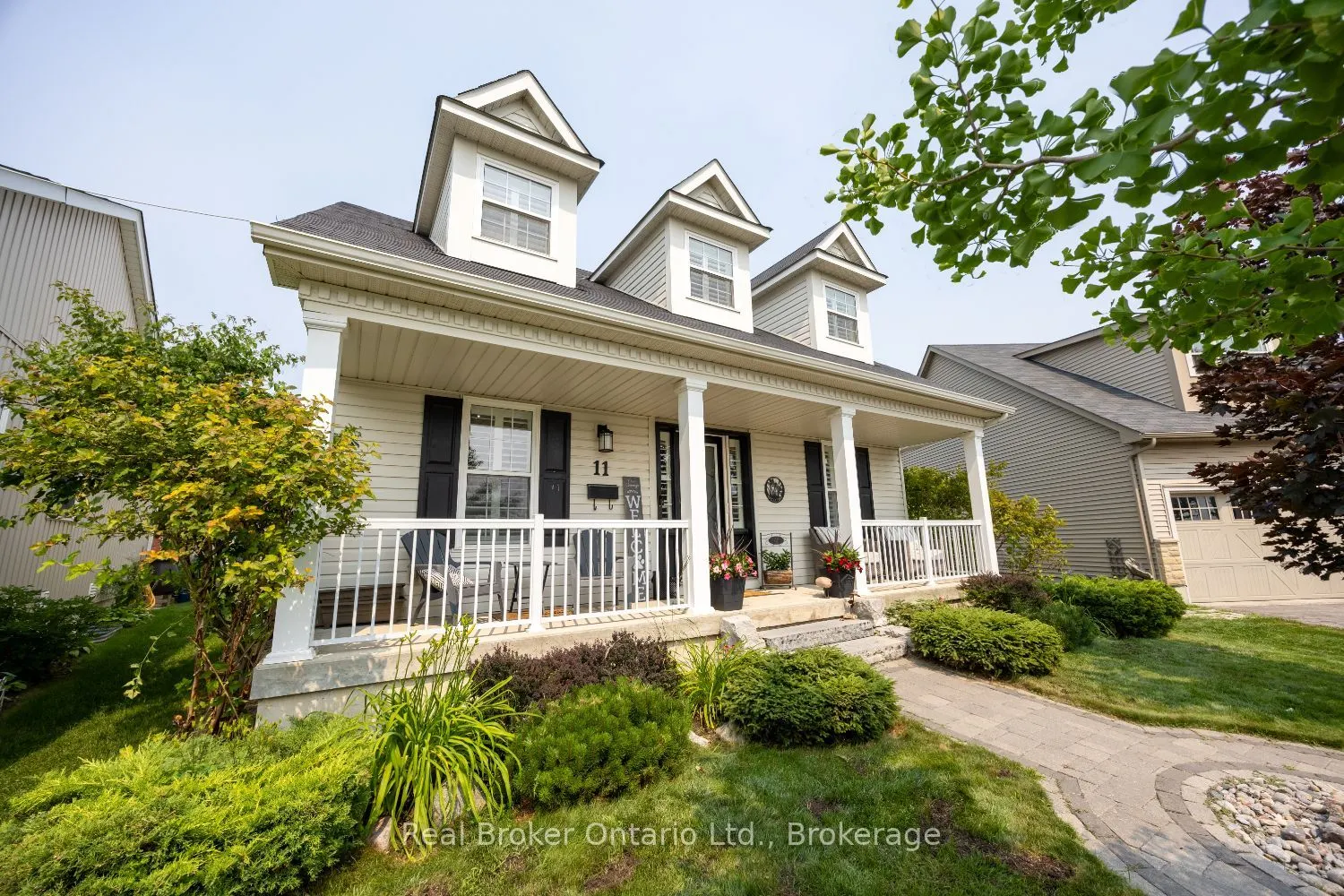 11 Greenaway Circle