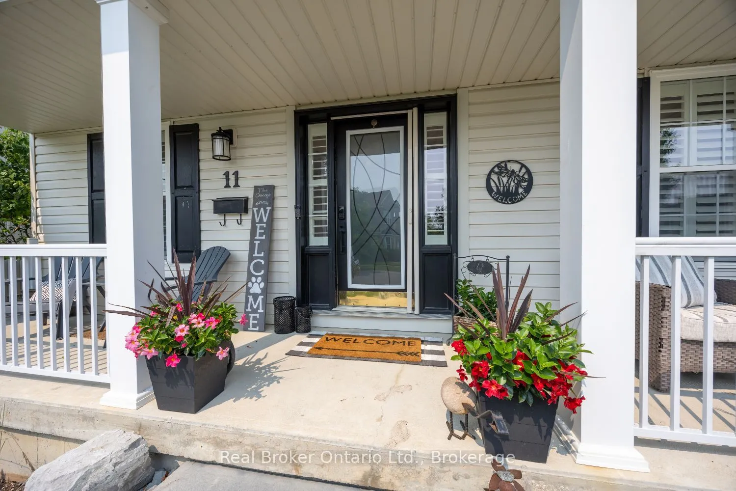 11 Greenaway Circle
