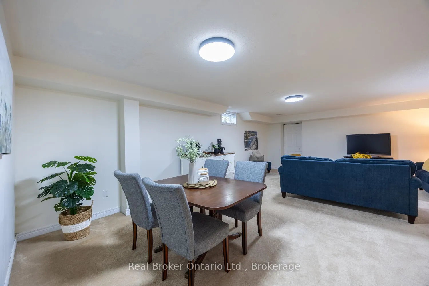 11 Greenaway Circle