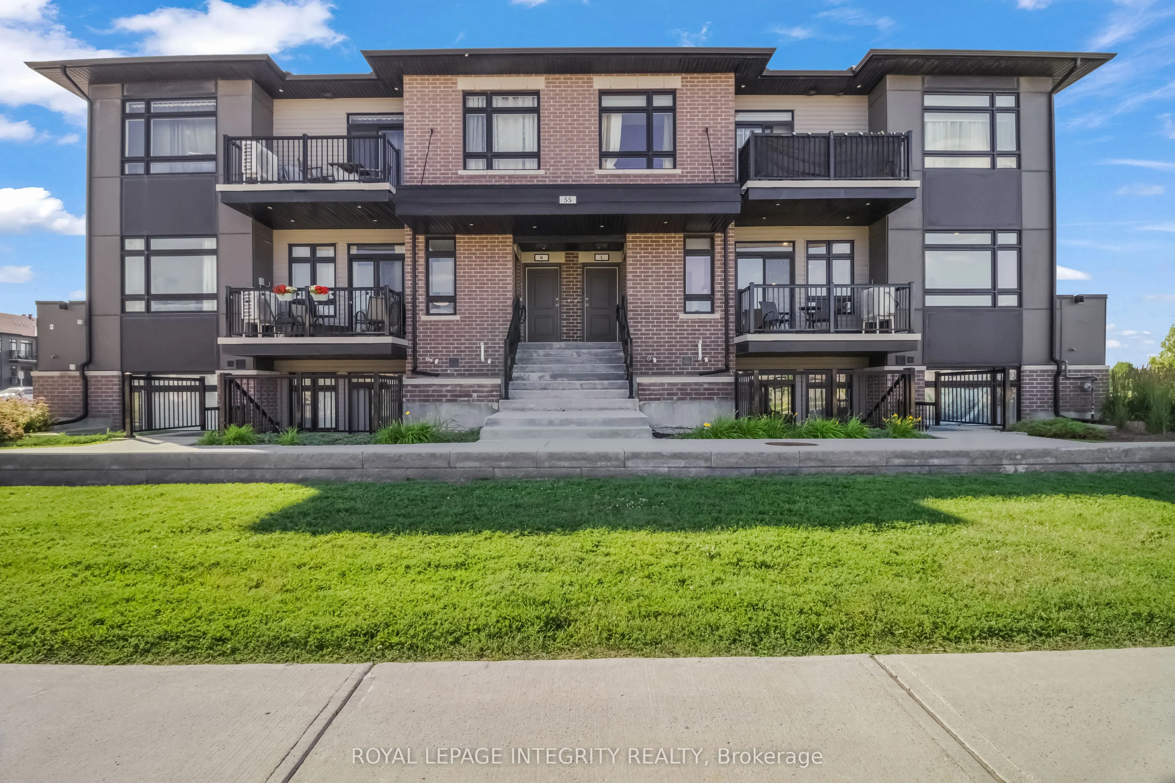 55 Overberg Way #H