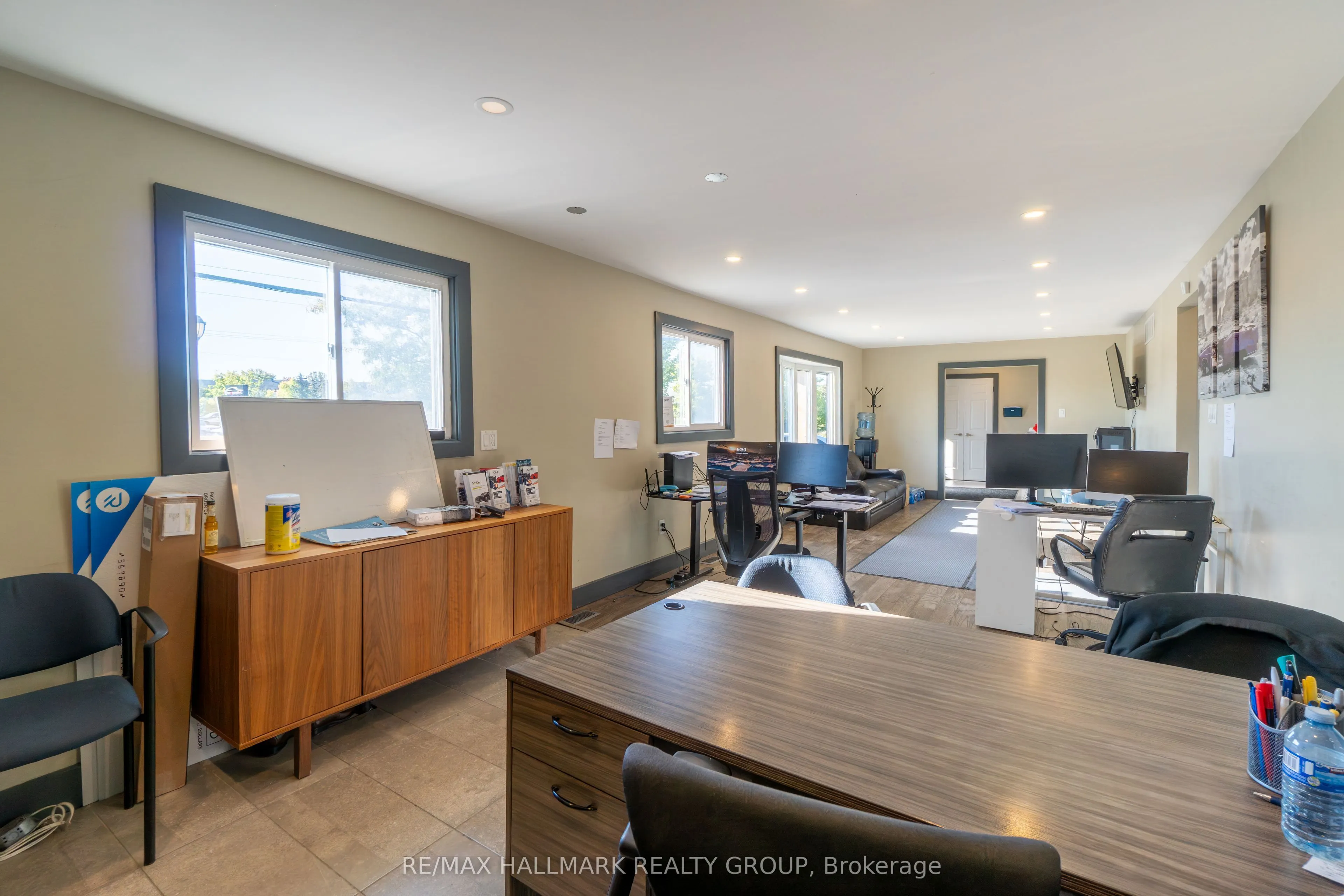 6231 Hazeldean Road
