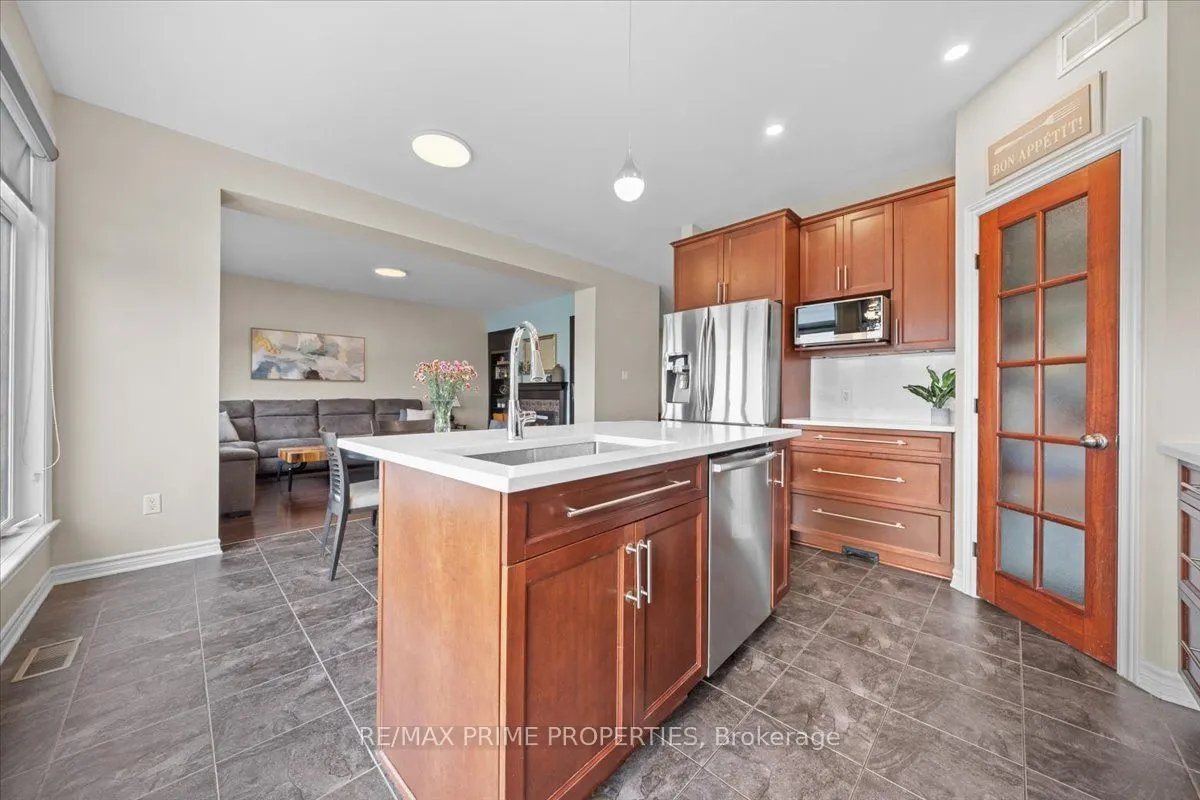 816 Azure Street