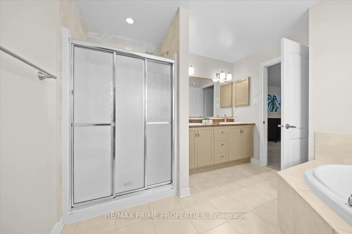 816 Azure Street