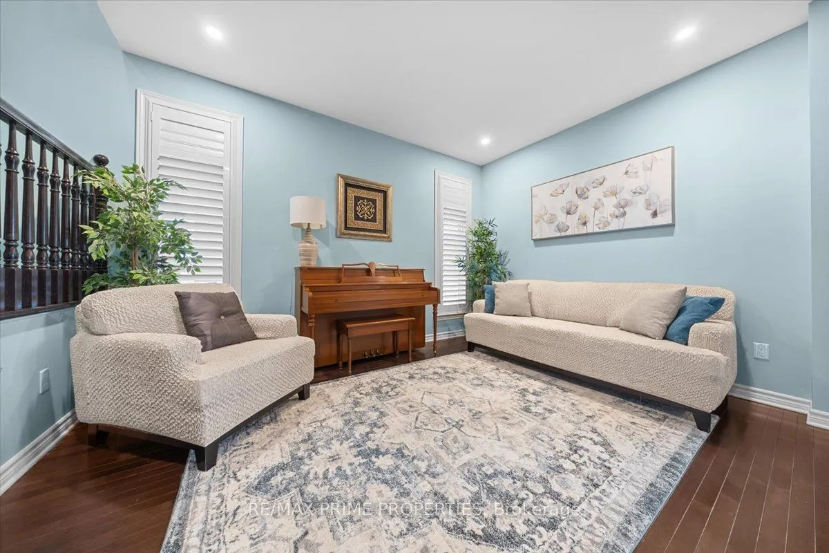 816 Azure Street