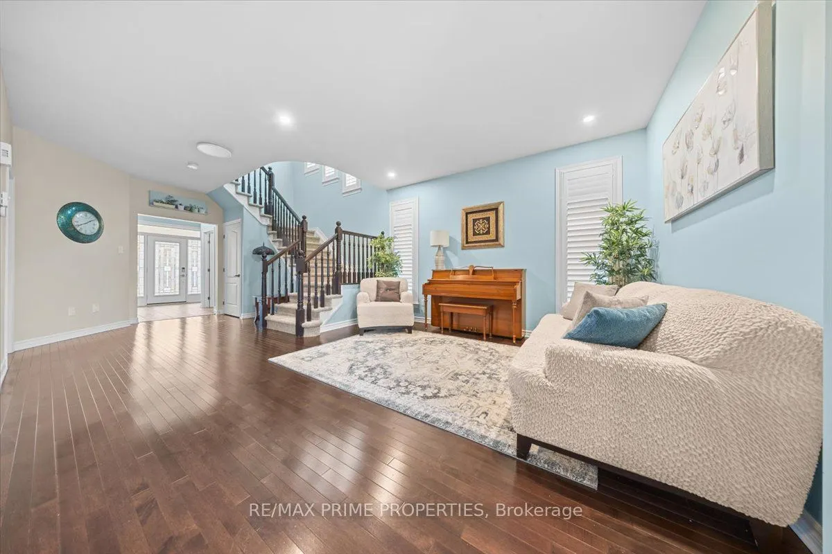 816 Azure Street