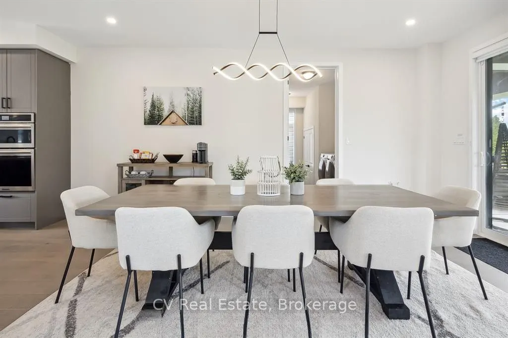 125 Stoneleigh Drive