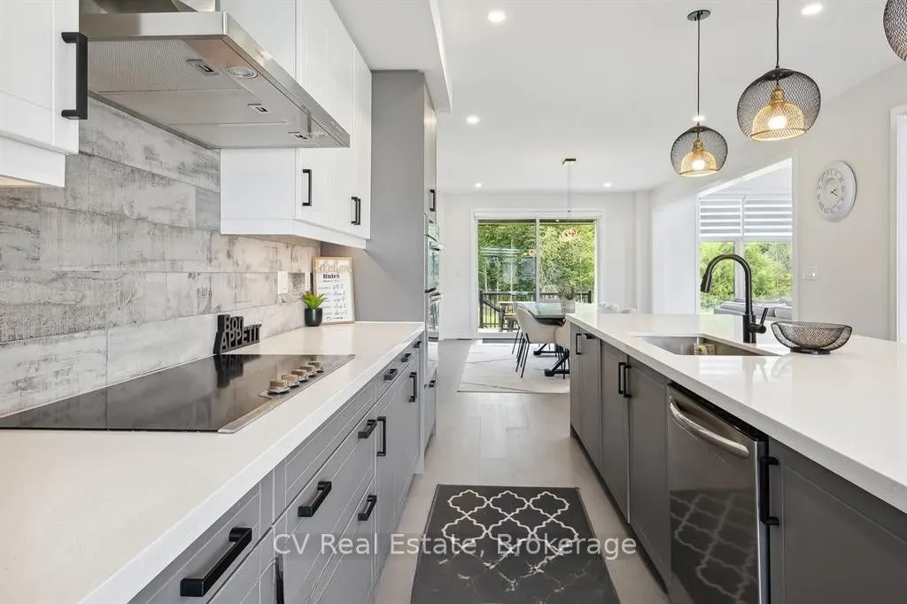 125 Stoneleigh Drive