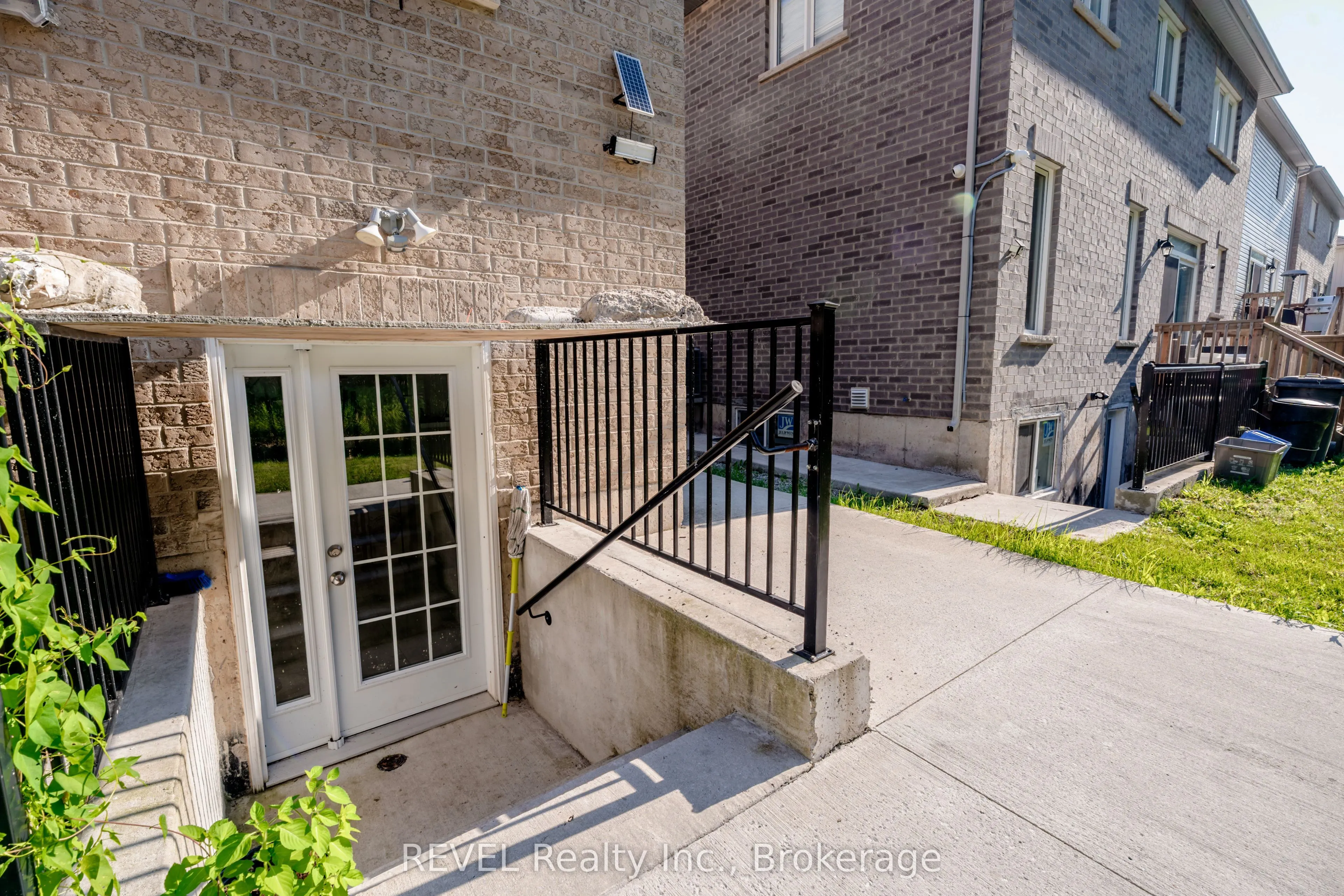 8619 Chickory Trail