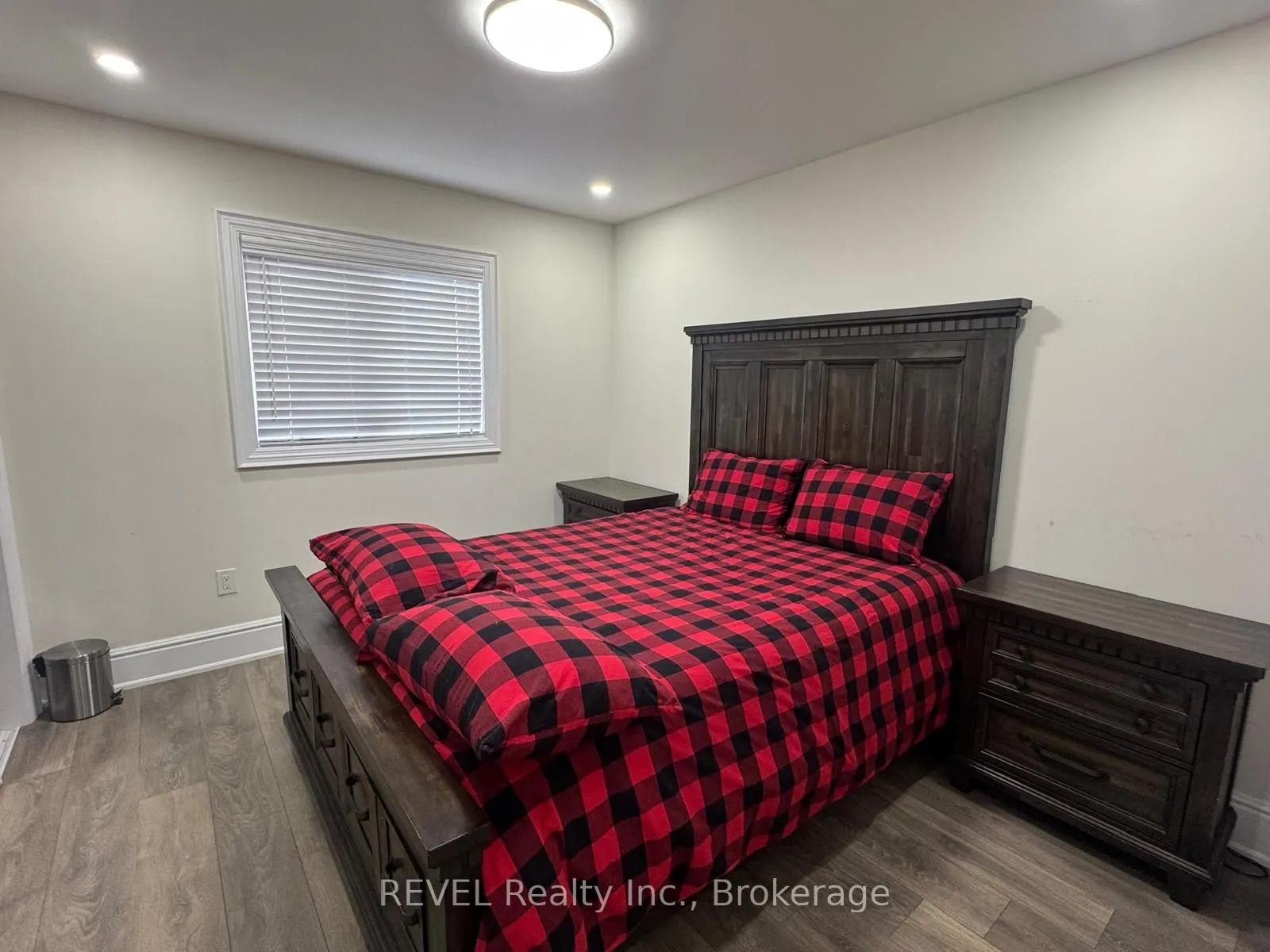 8619 Chickory Trail