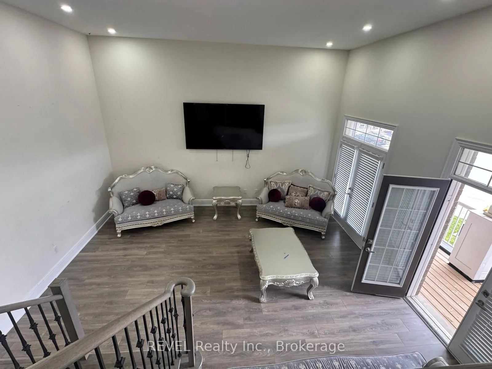 8619 Chickory Trail