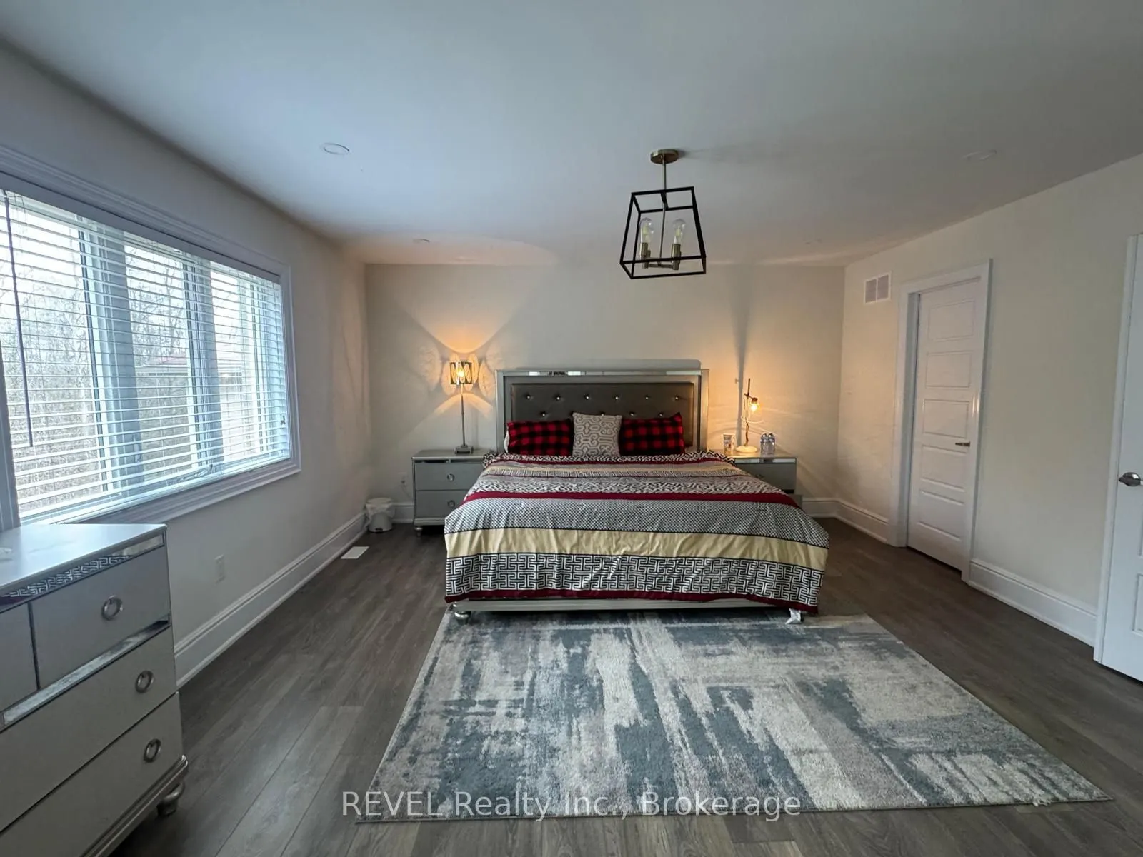 8619 Chickory Trail