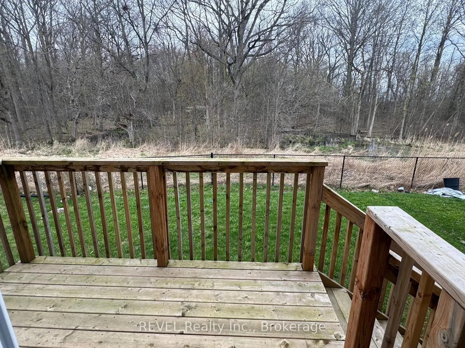 8619 Chickory Trail