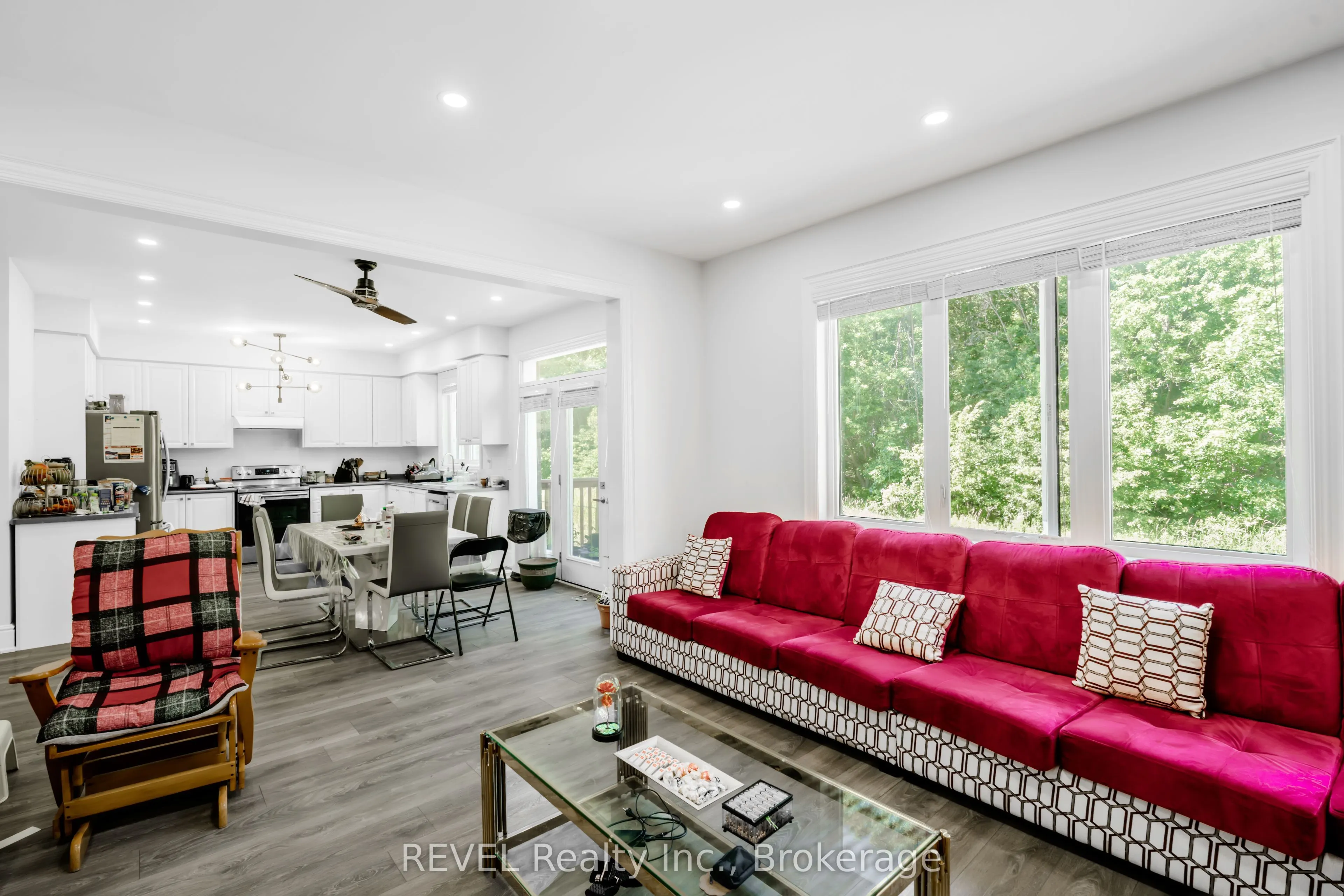 8619 Chickory Trail