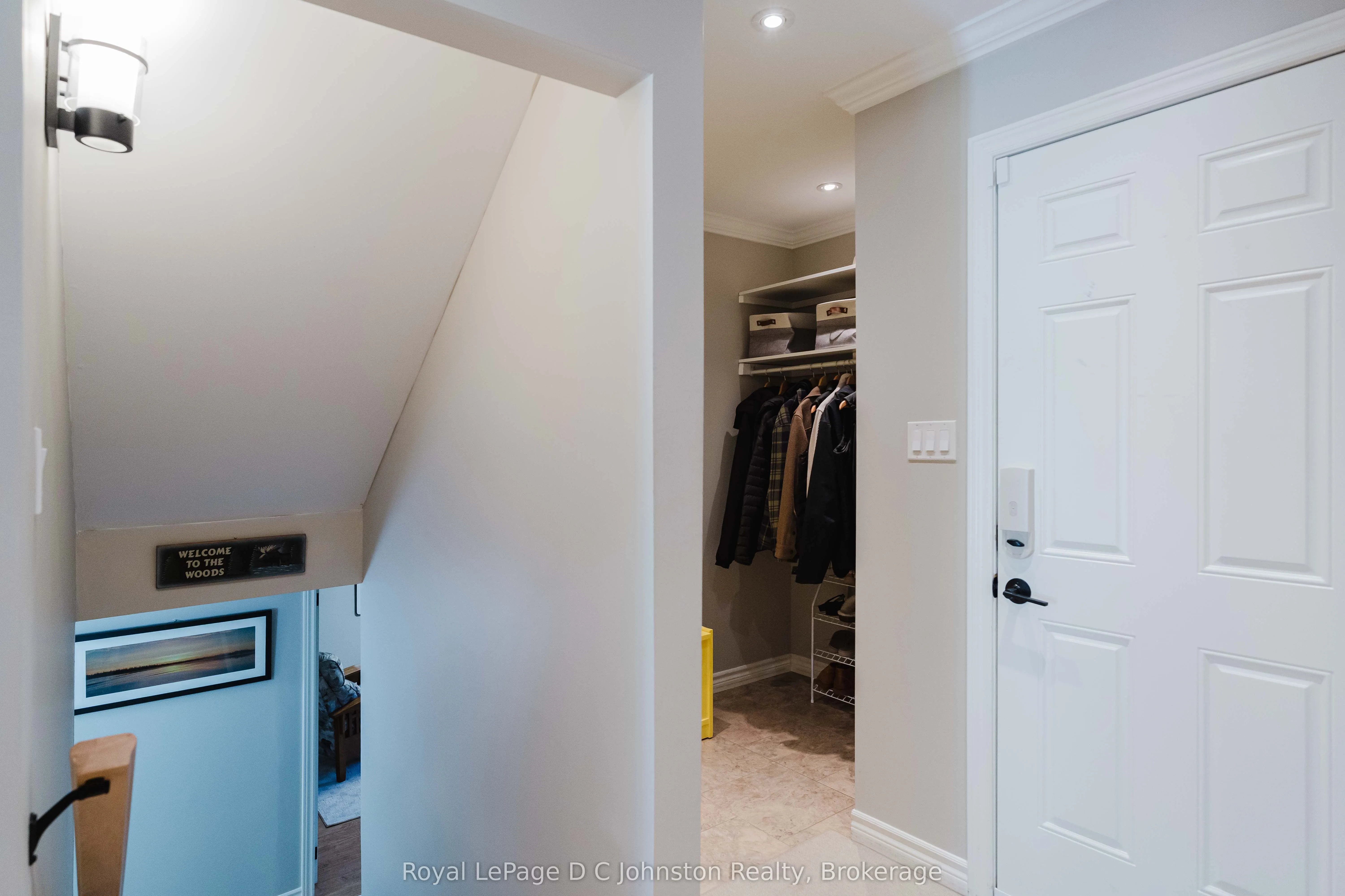 126 5th Avenue E