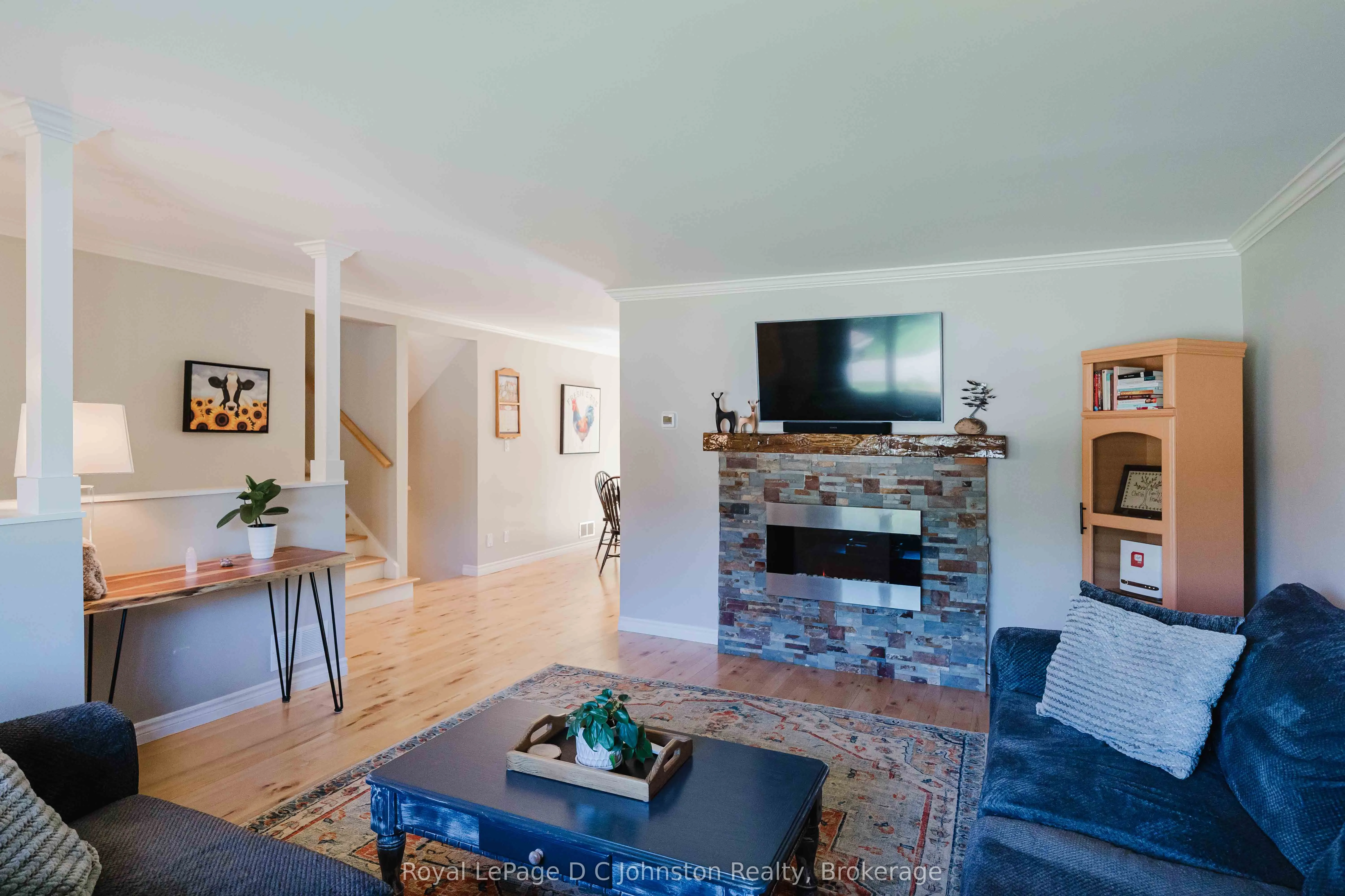 126 5th Avenue E