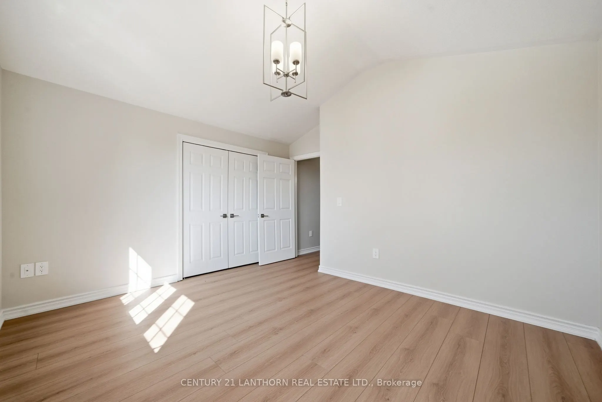 13 Nesbitt Drive