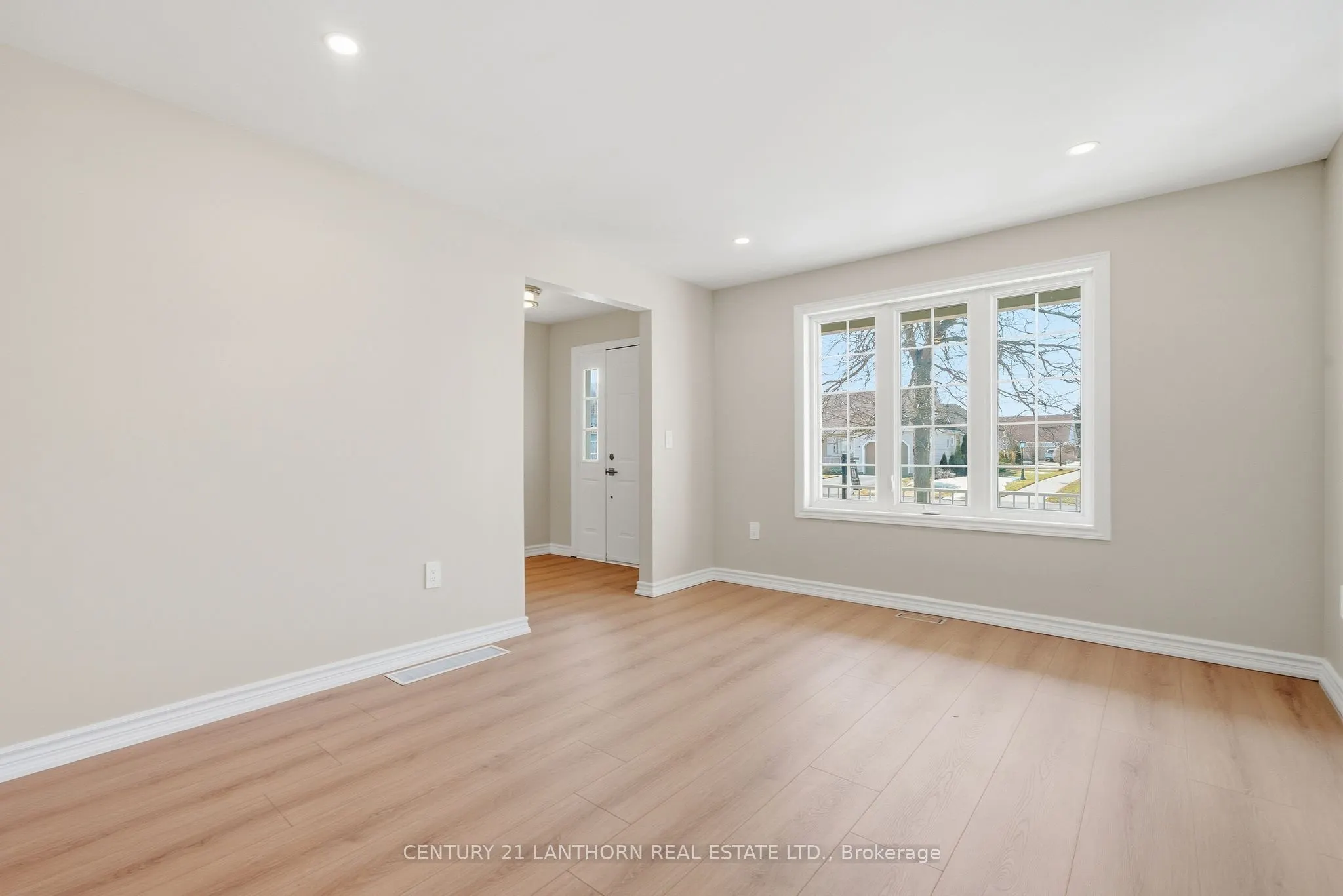 13 Nesbitt Drive