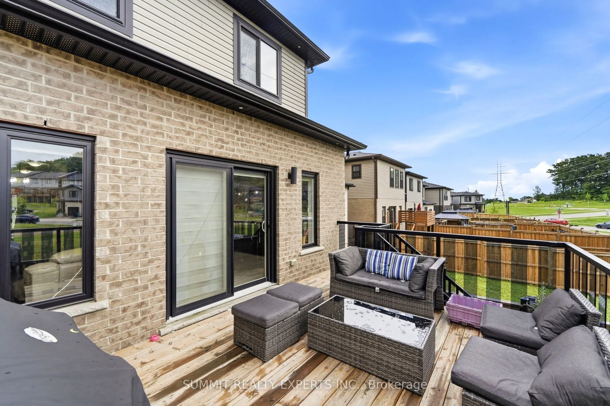 935 Chapel Hill Court
