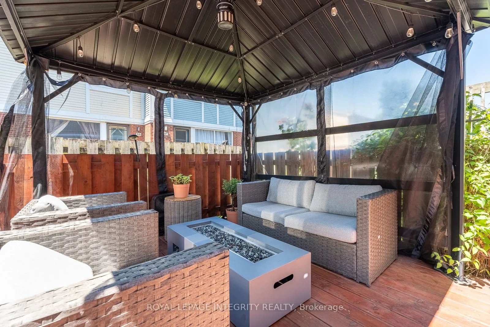 16 Stamford Private #0