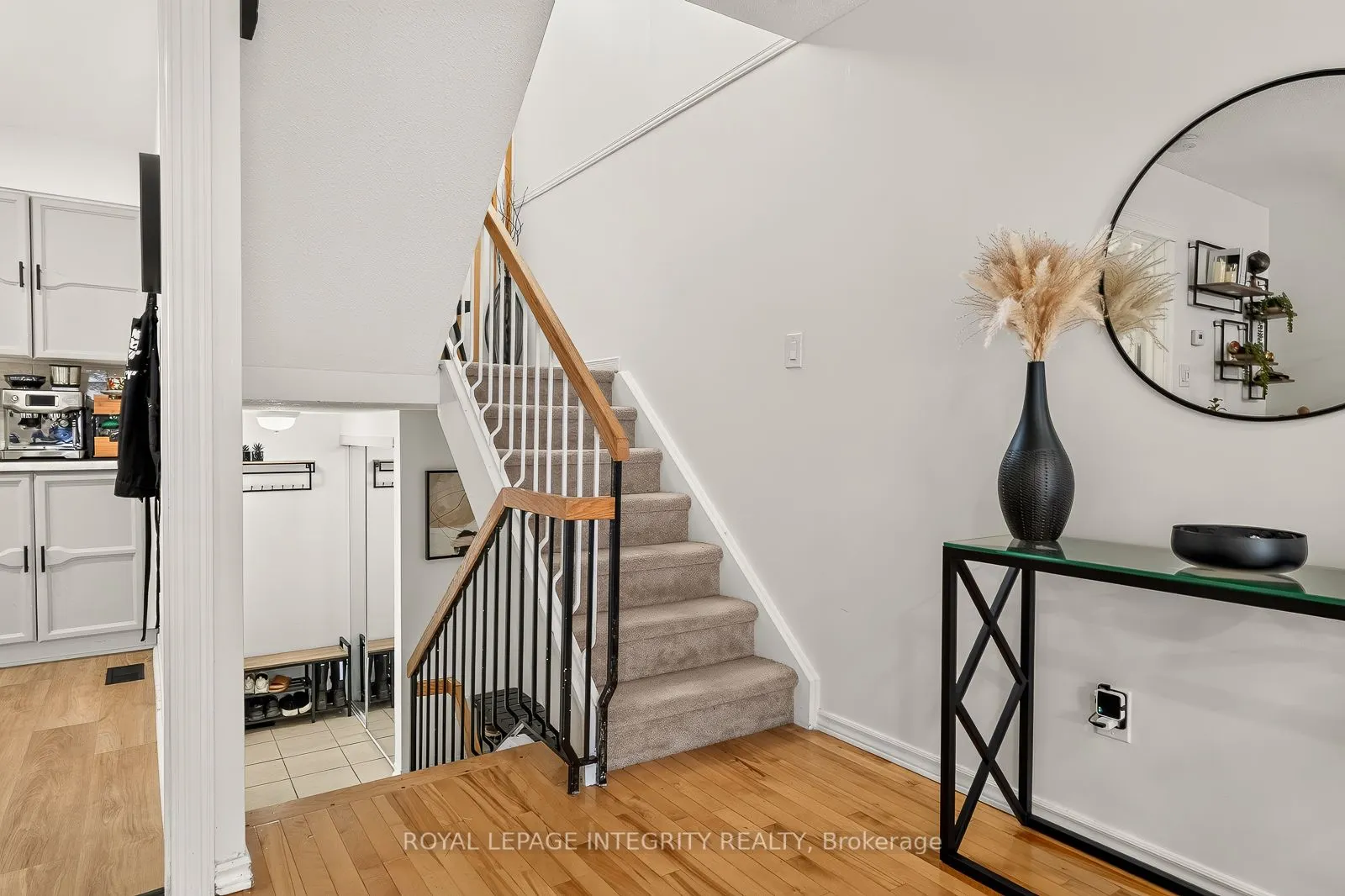 16 Stamford Private #0