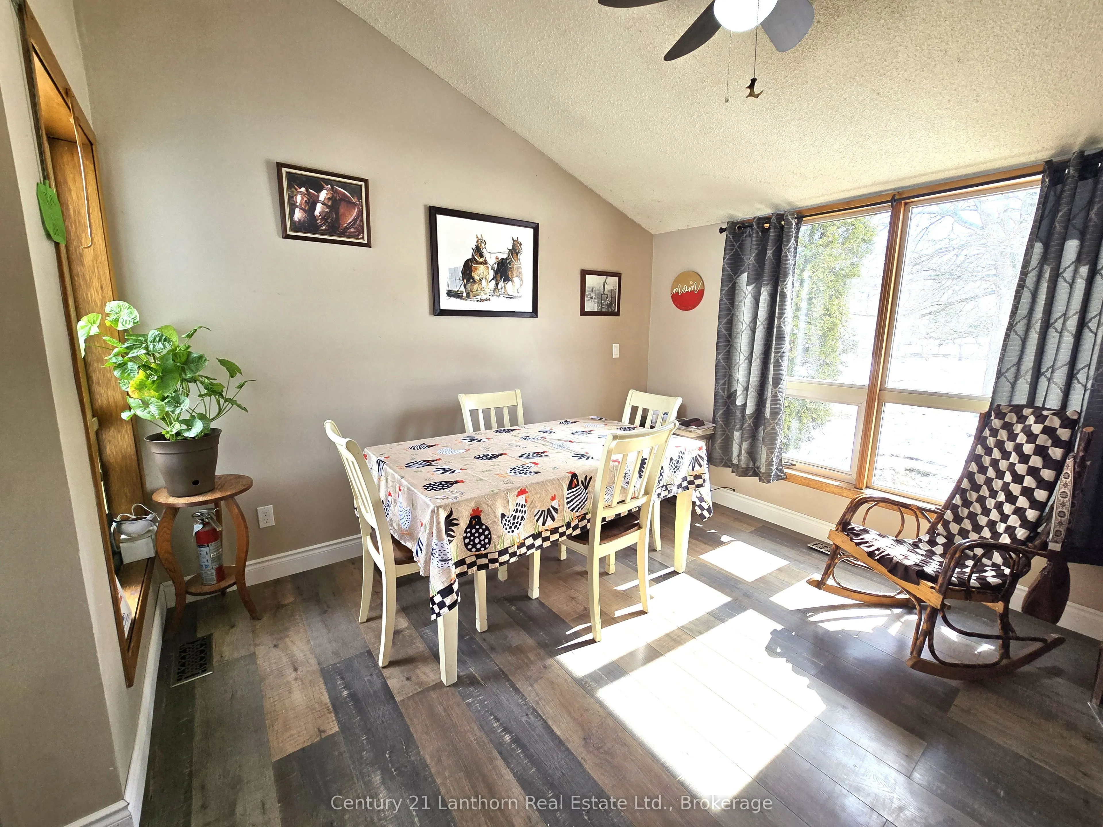 2147 Marlbank Road