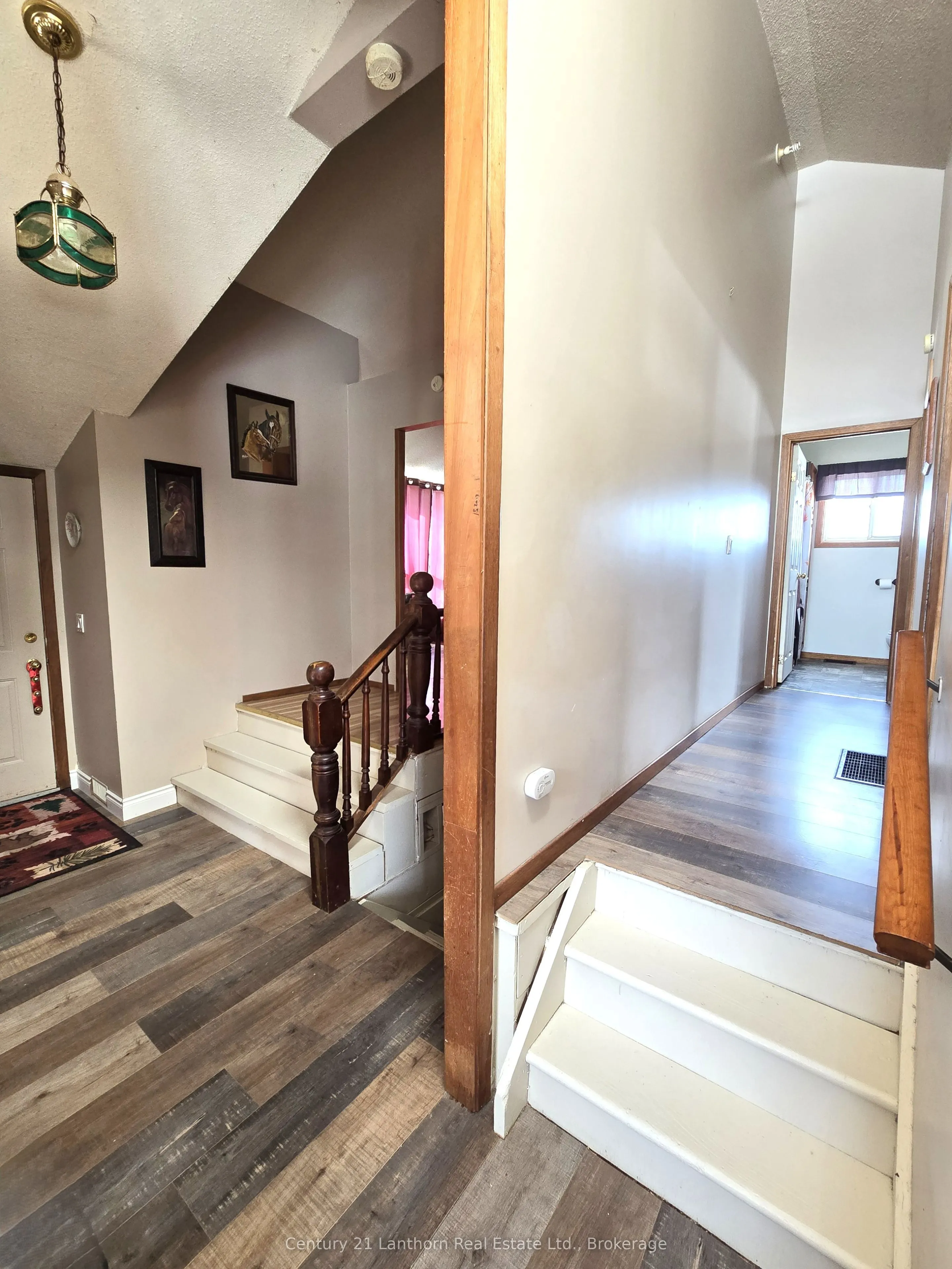 2147 Marlbank Road