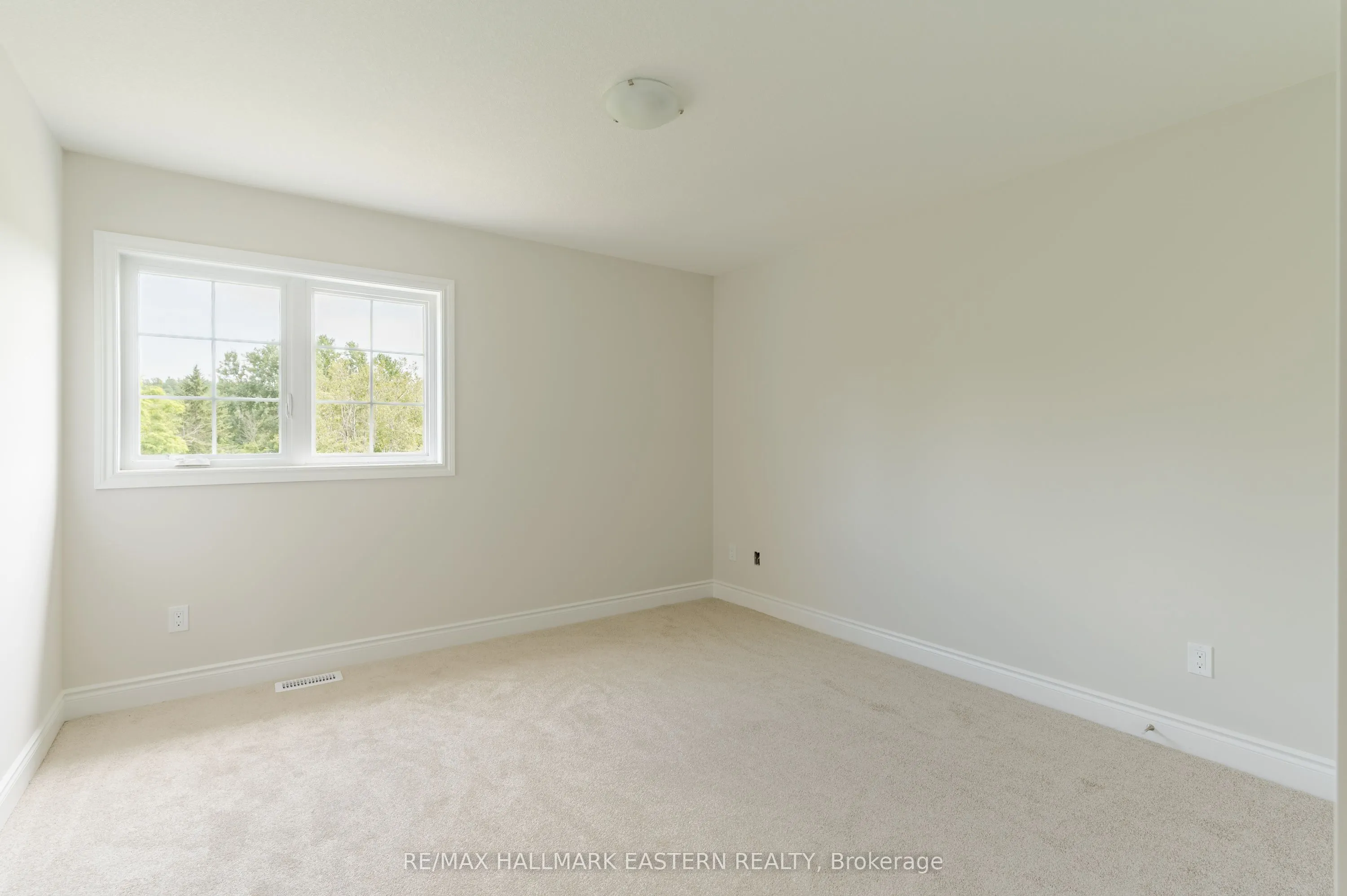 35 COLDBROOK Drive