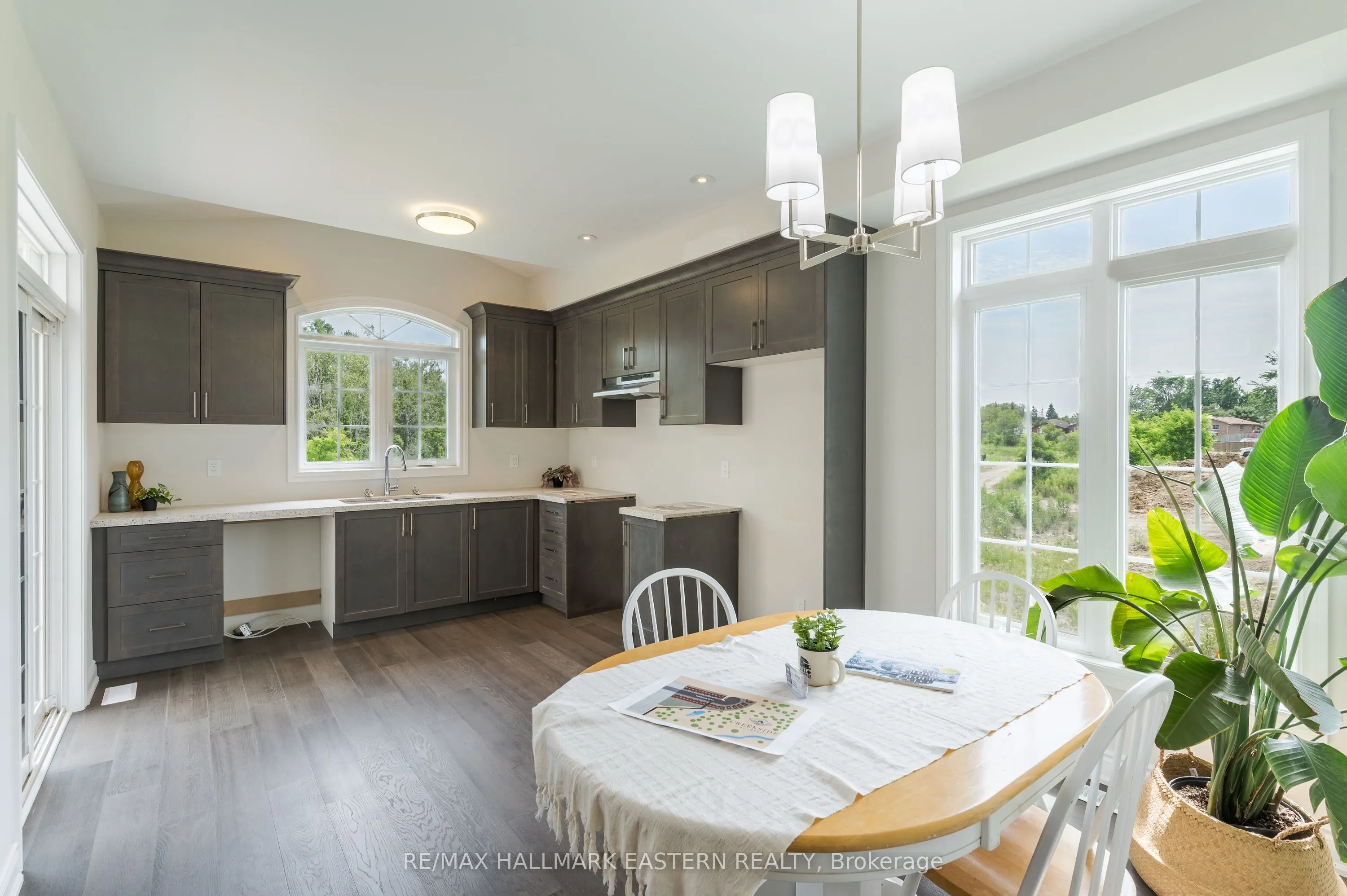 35 COLDBROOK Drive