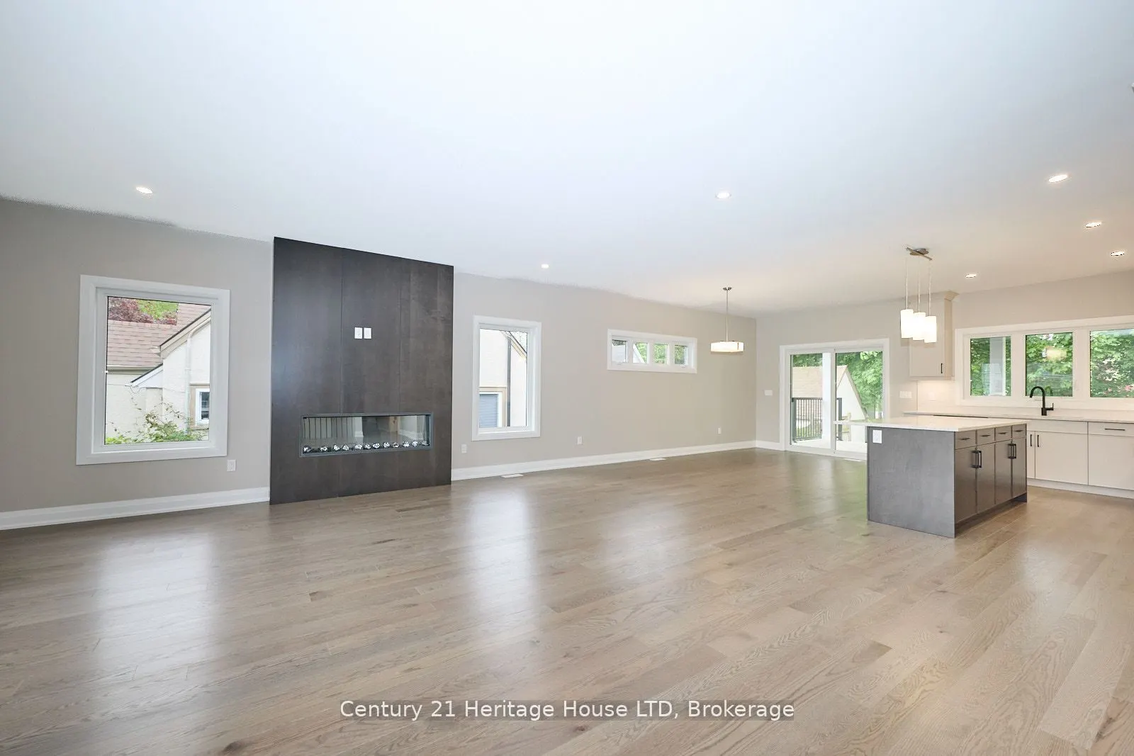 336 Sugarloaf Street