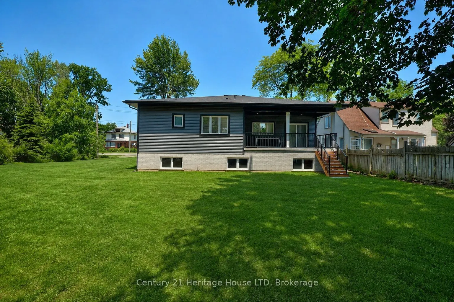 336 Sugarloaf Street