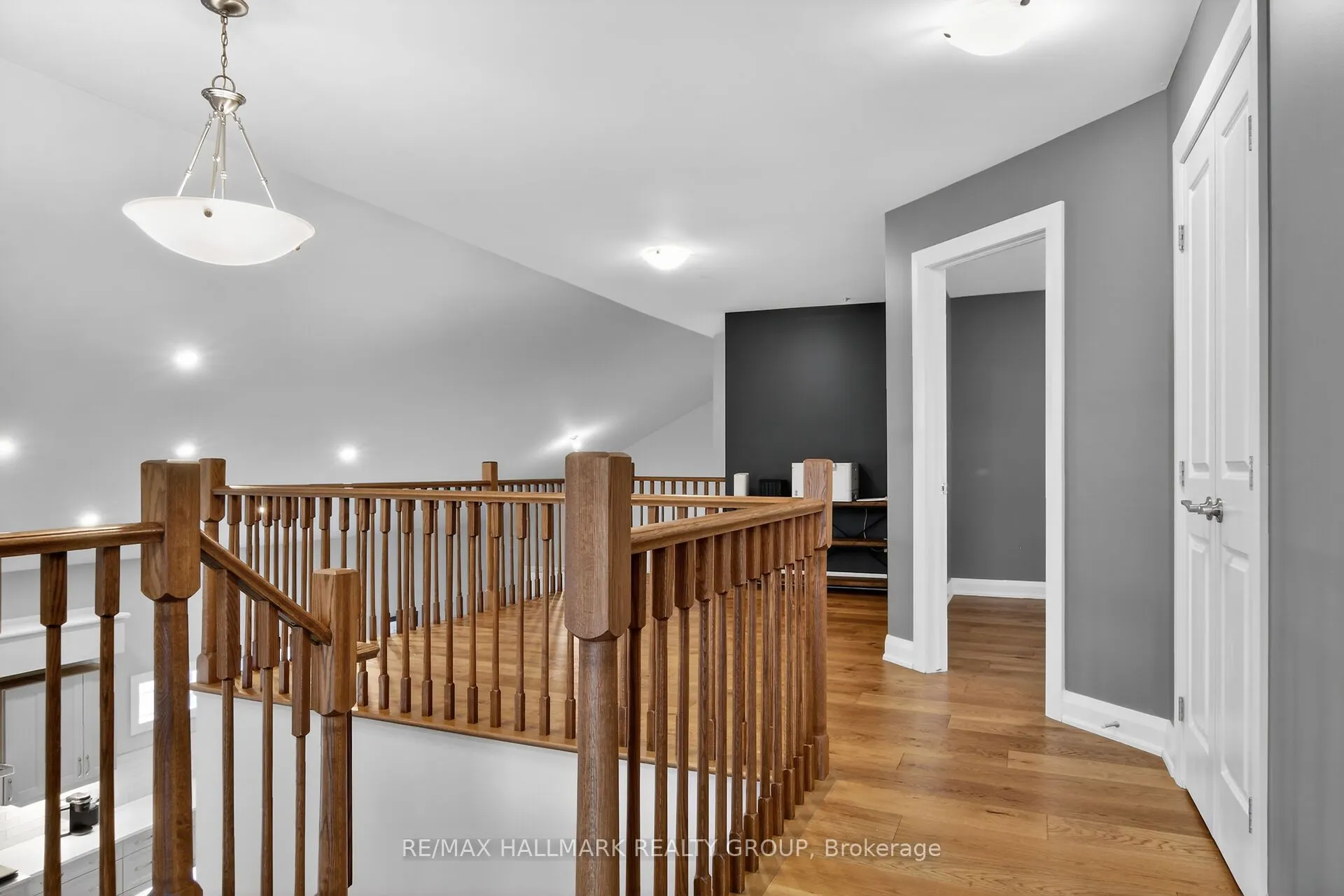 341 Serenade Crescent