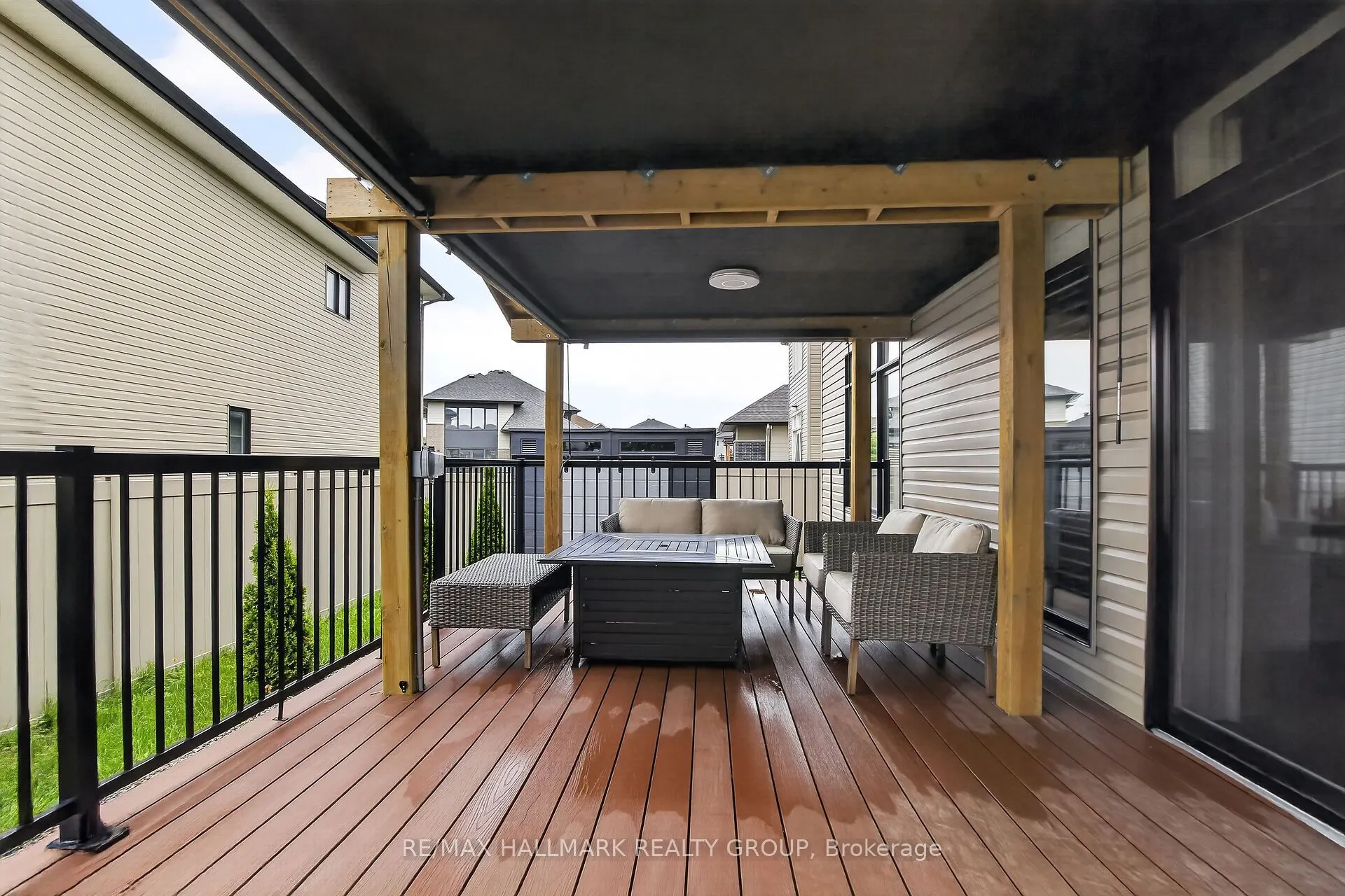 341 Serenade Crescent