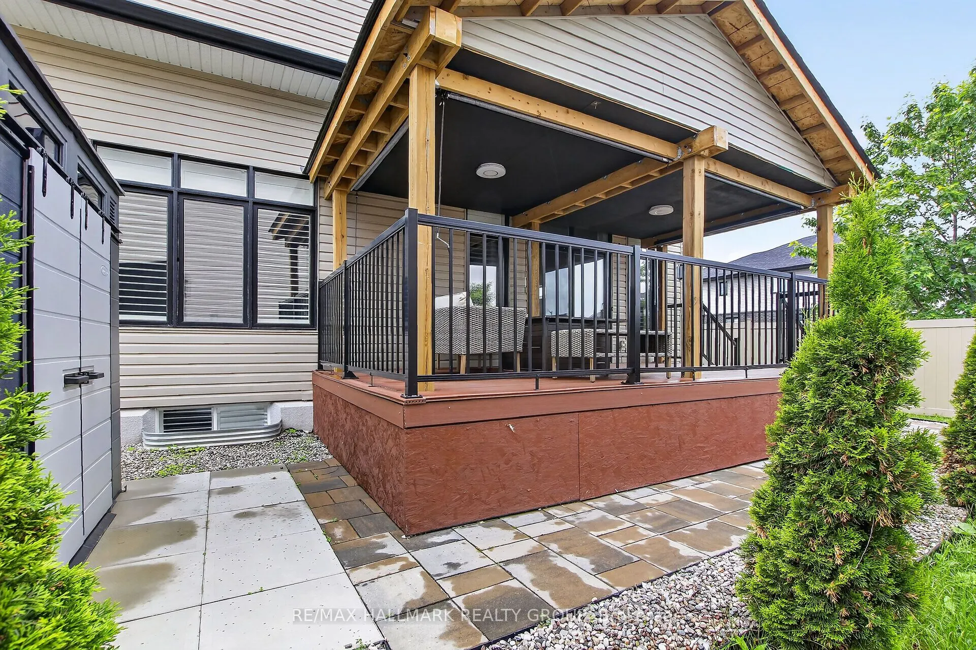 341 Serenade Crescent