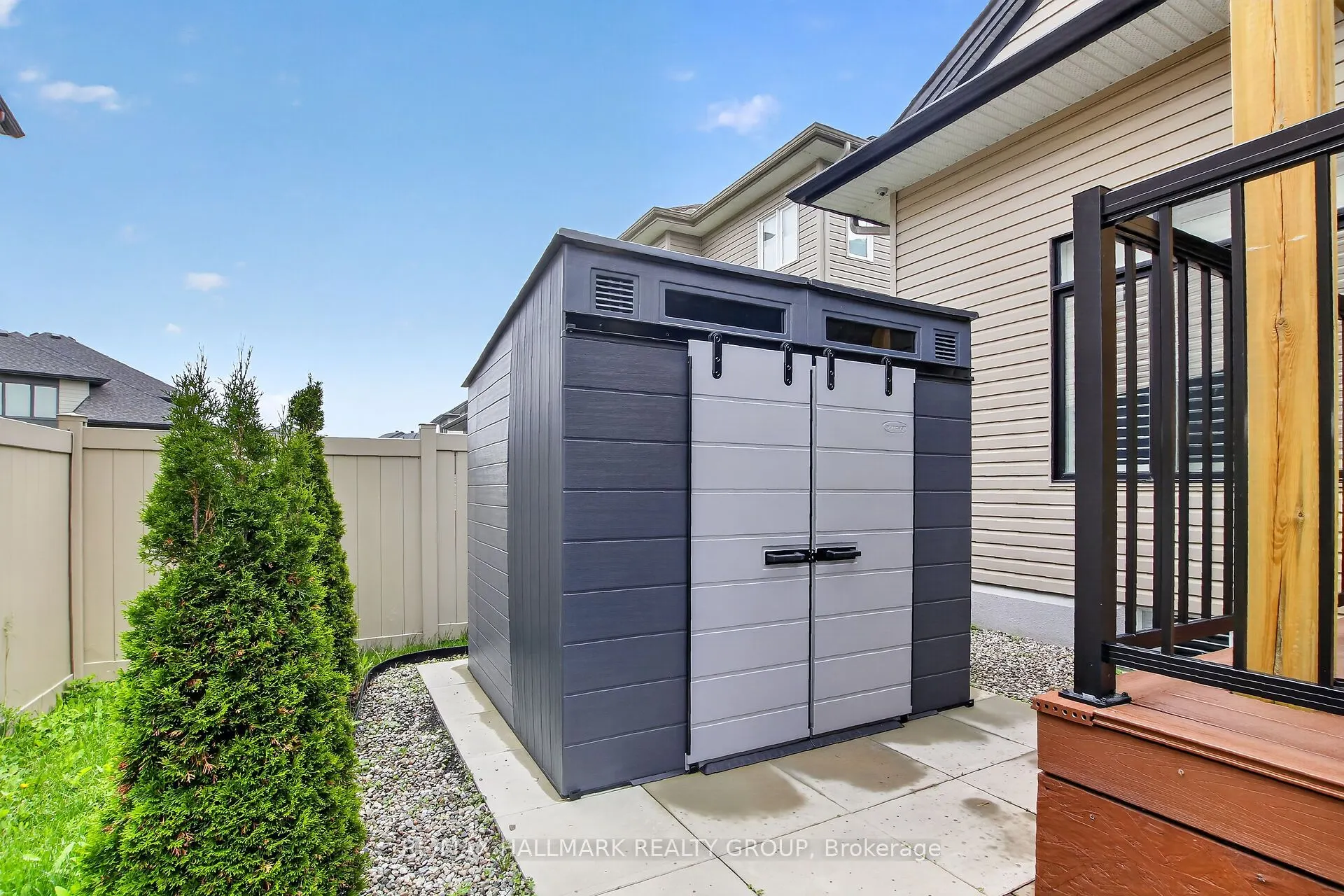 341 Serenade Crescent
