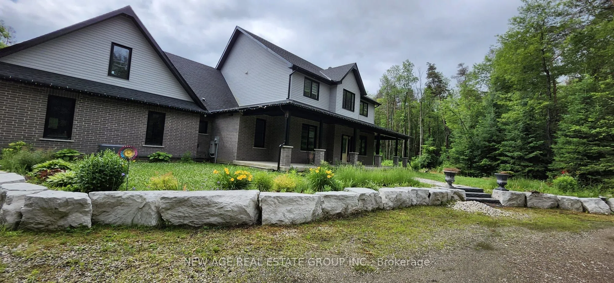 9031 Sideroad 17
