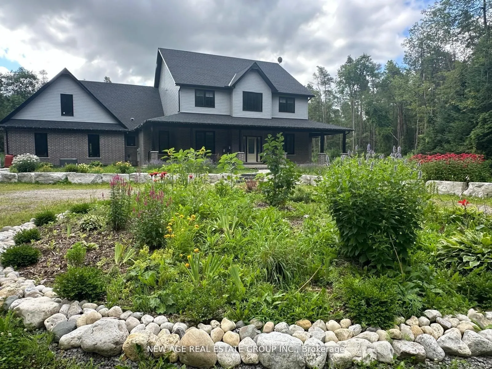 9031 Sideroad 17