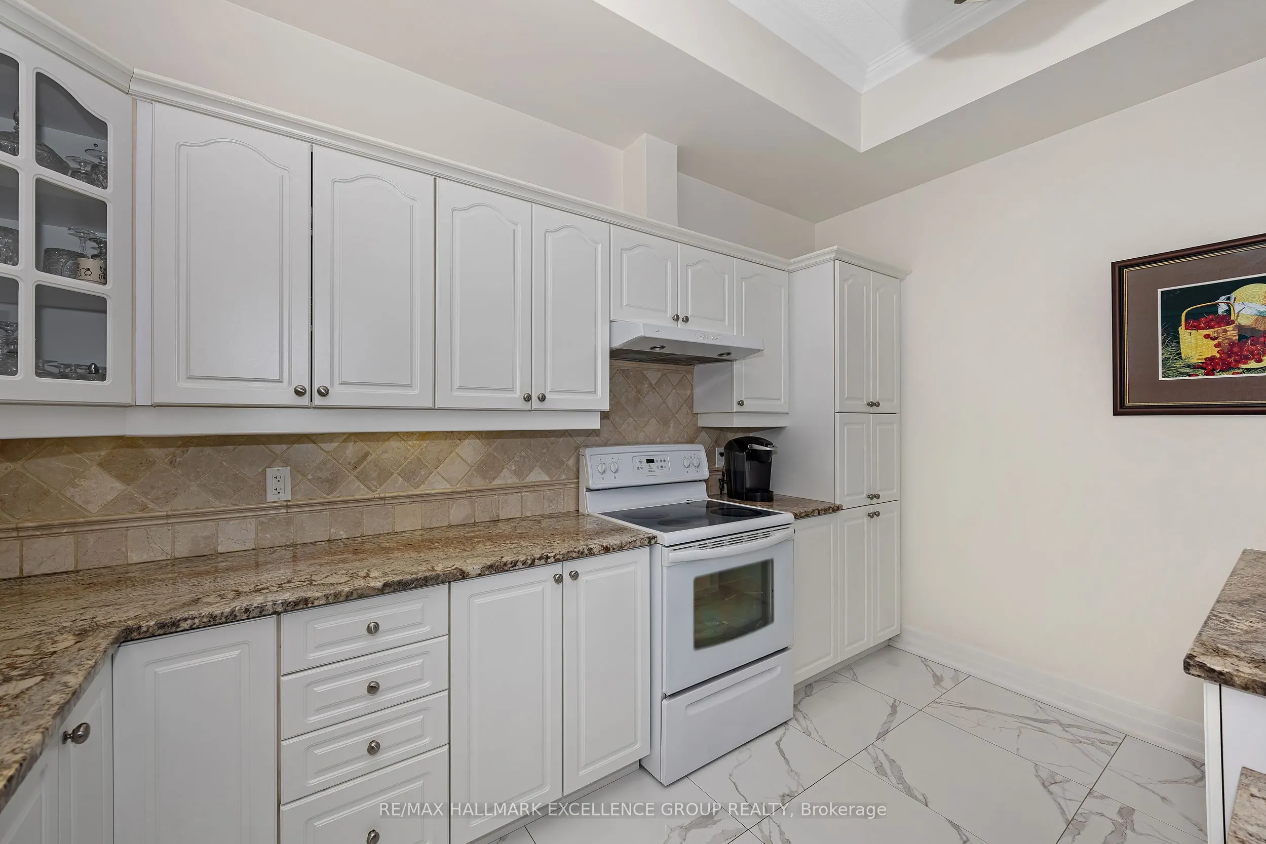 2921 Laurier Street #406