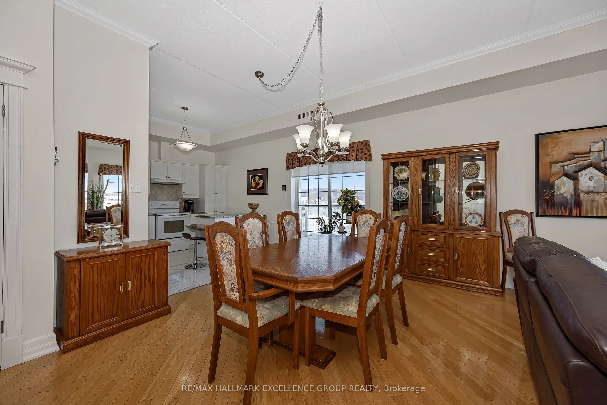 2921 Laurier Street #406