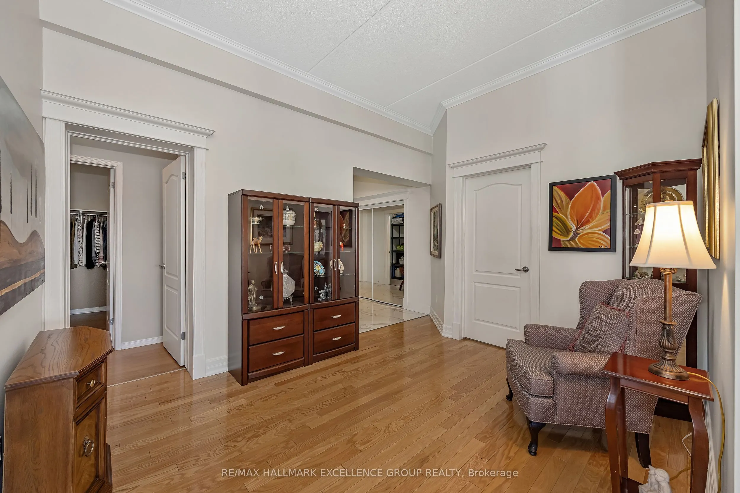 2921 Laurier Street #406