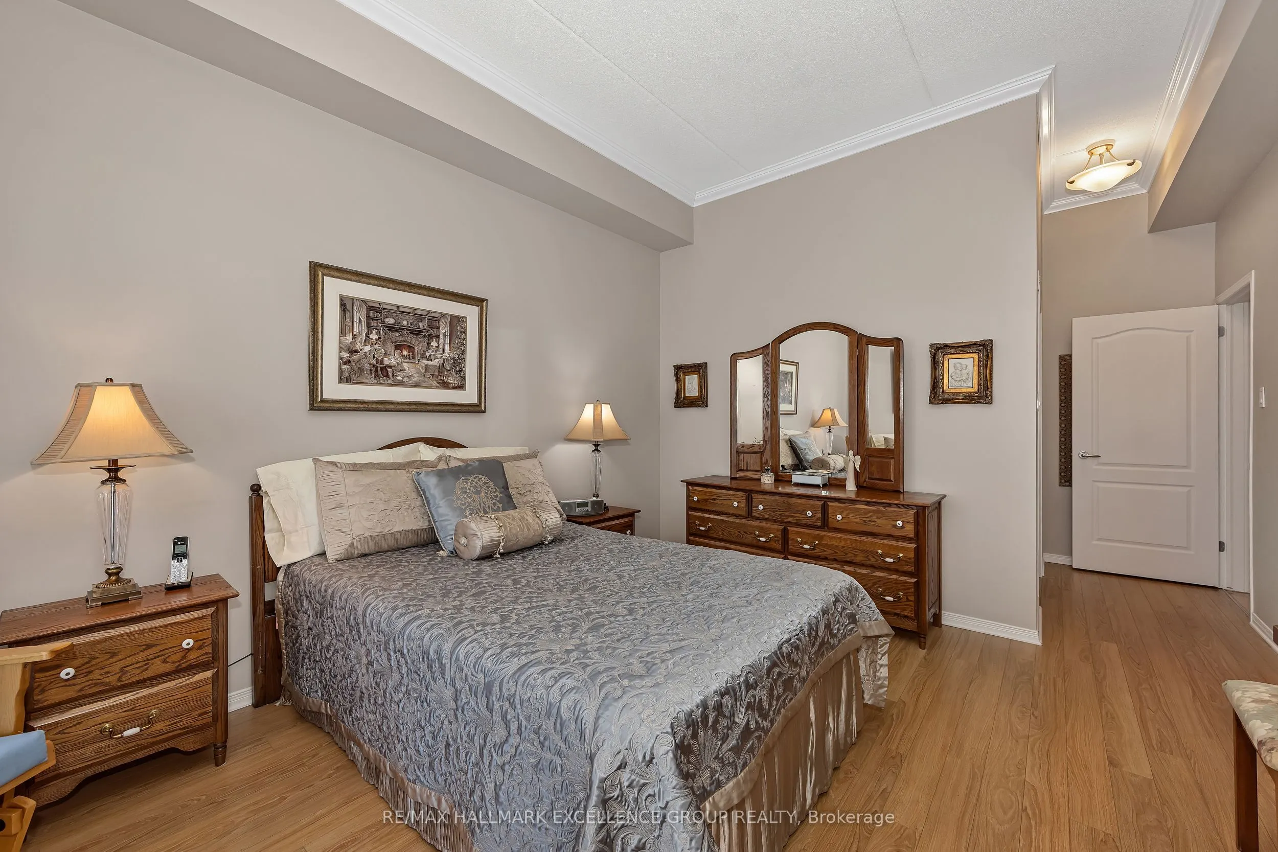 2921 Laurier Street #406